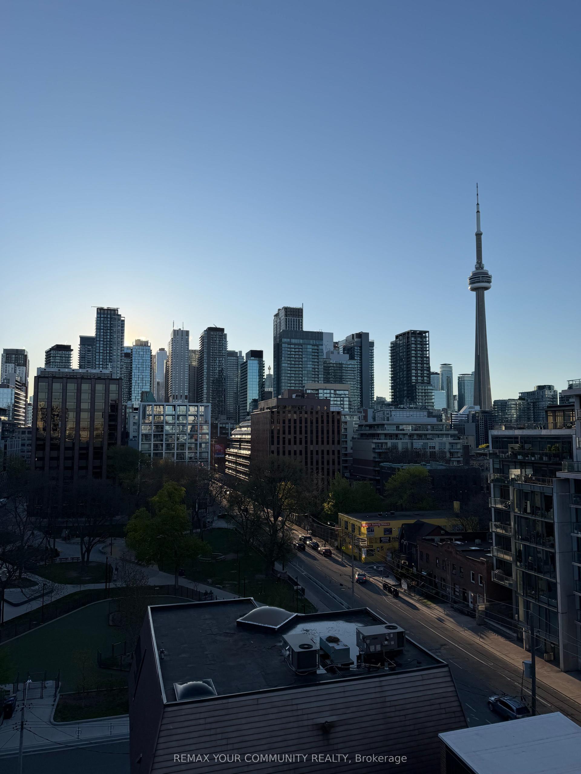 123 Portland Street 804 #804, Toronto — Condo for lease, photo 1