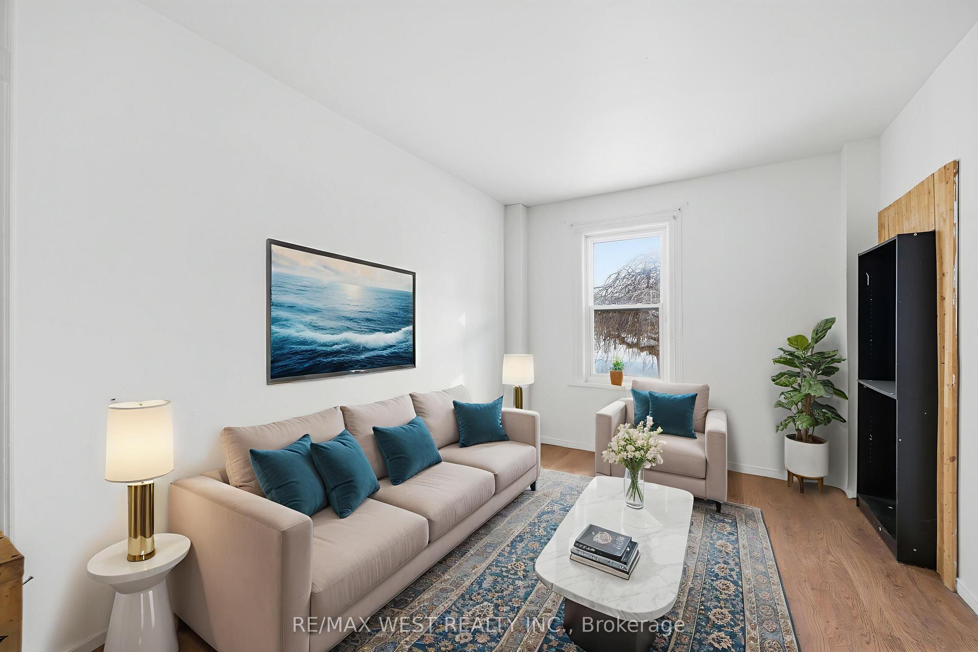 266 Wolfe Street — photo 1