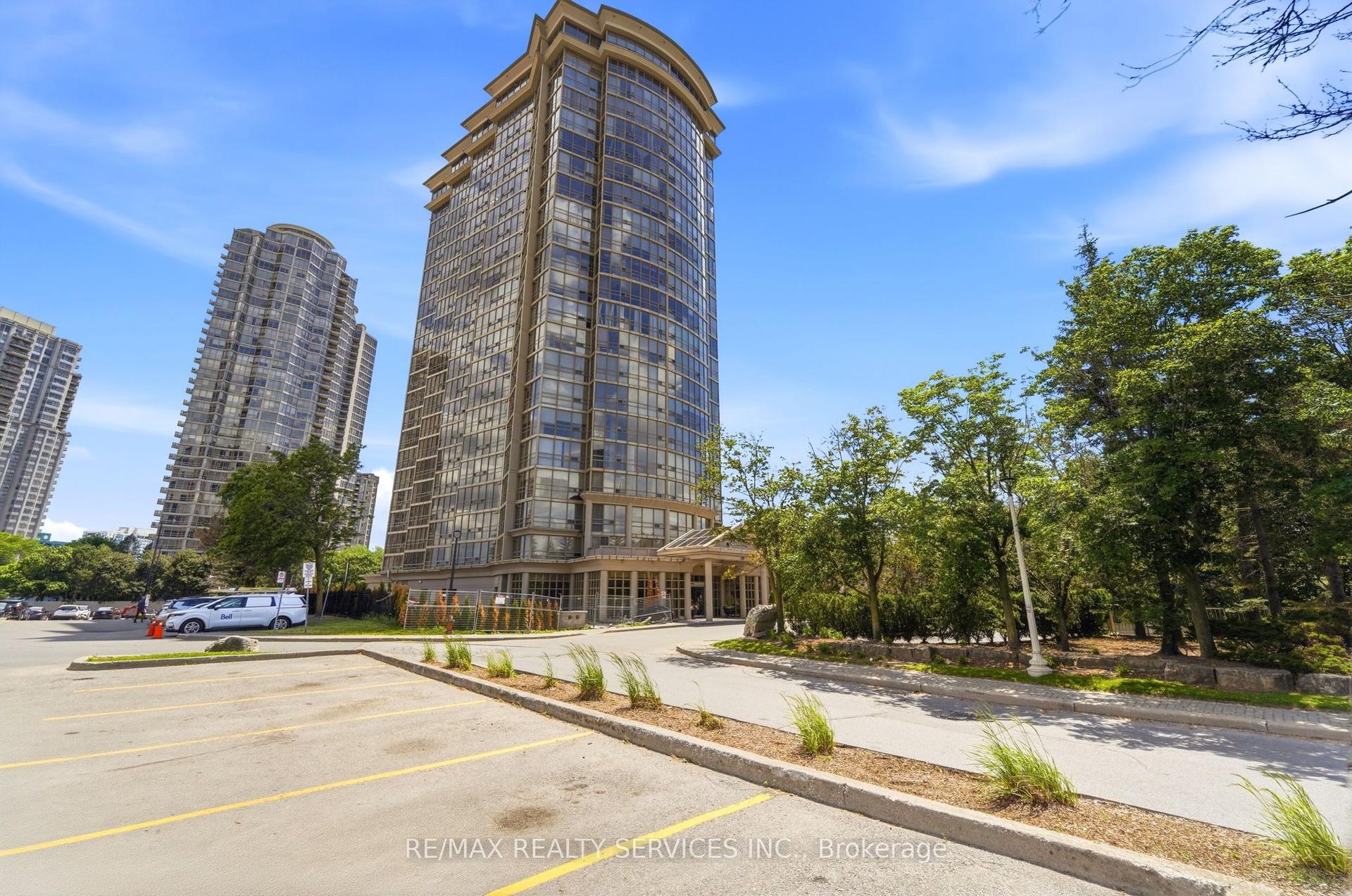 50 Eglinton Avenue W 2007 #2007 — photo 1