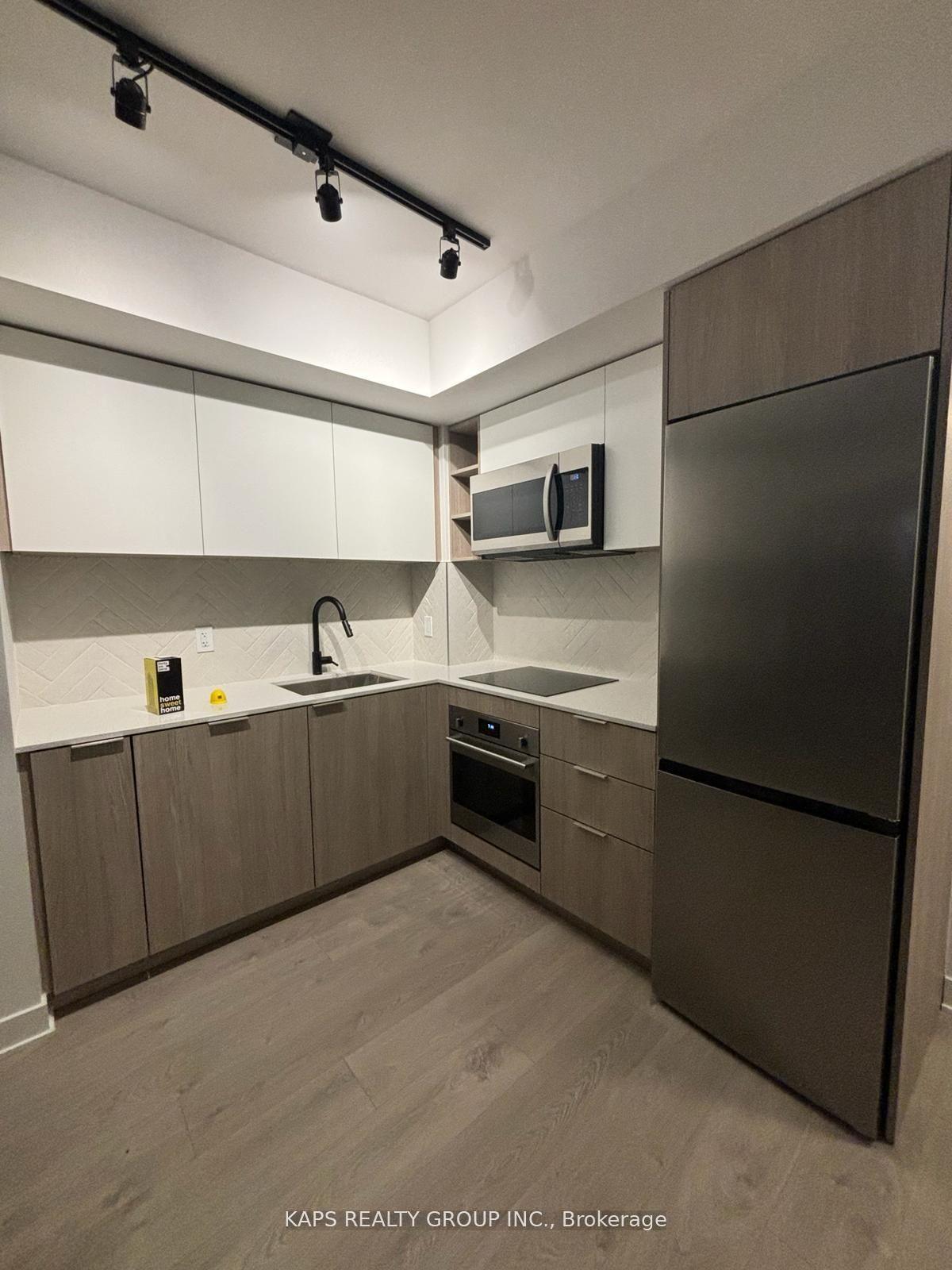 36 Zorra Street 413 #413, Toronto — Condo for lease, photo 1