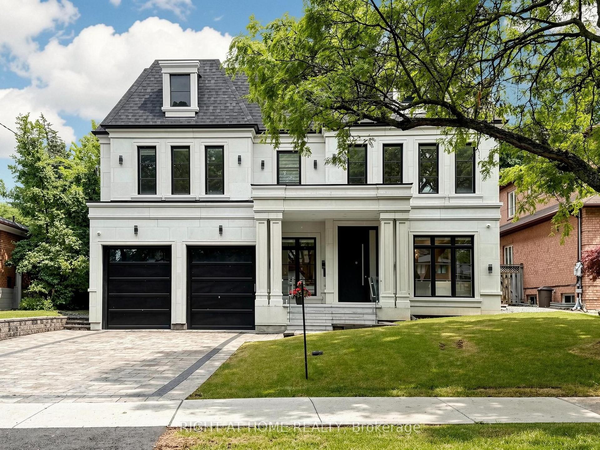 69 Centre Avenue, Toronto — Detached for sale, photo 1