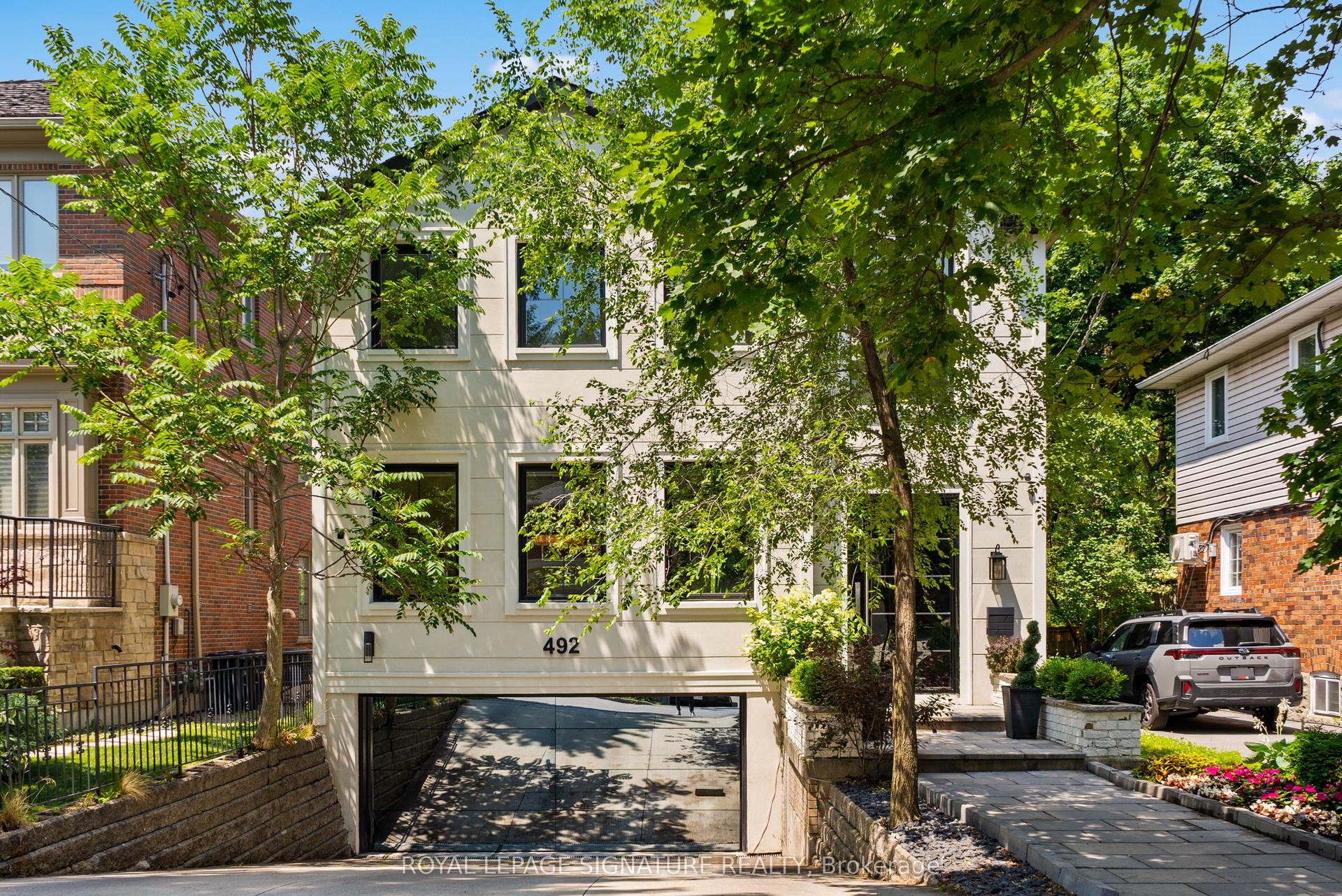 492 Old Orchard Grove, Toronto — Detached for sale, photo 1