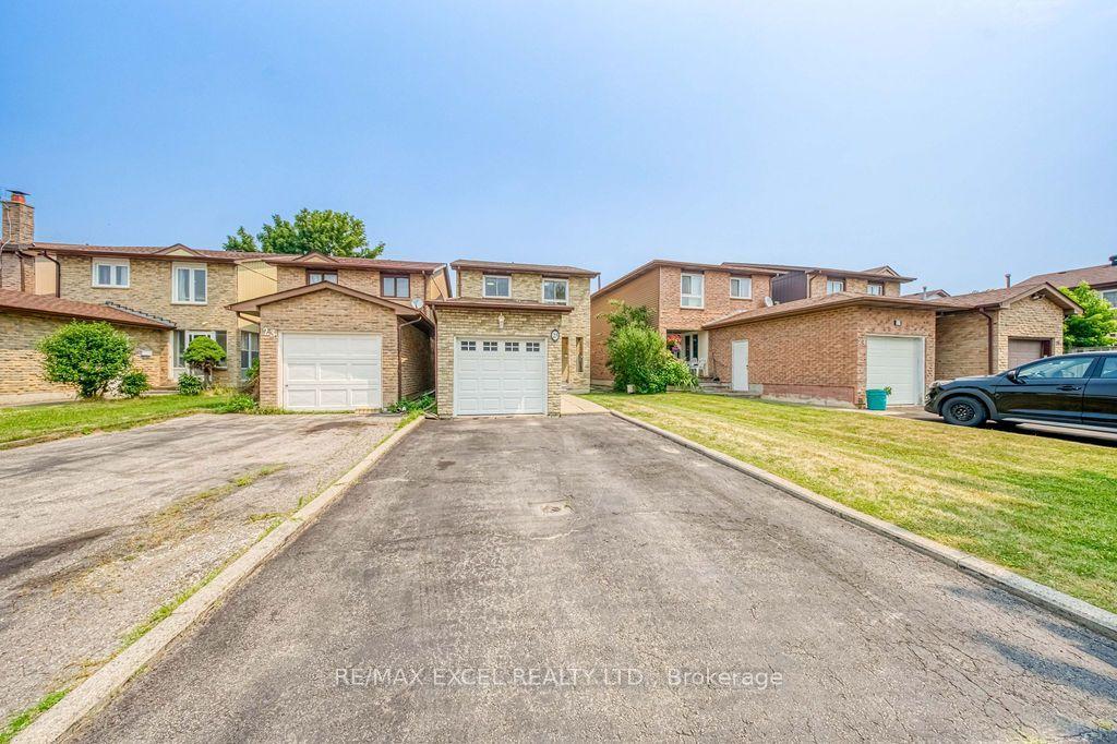 25 Barrington Crescent, Markham — Detached for sale, photo 1