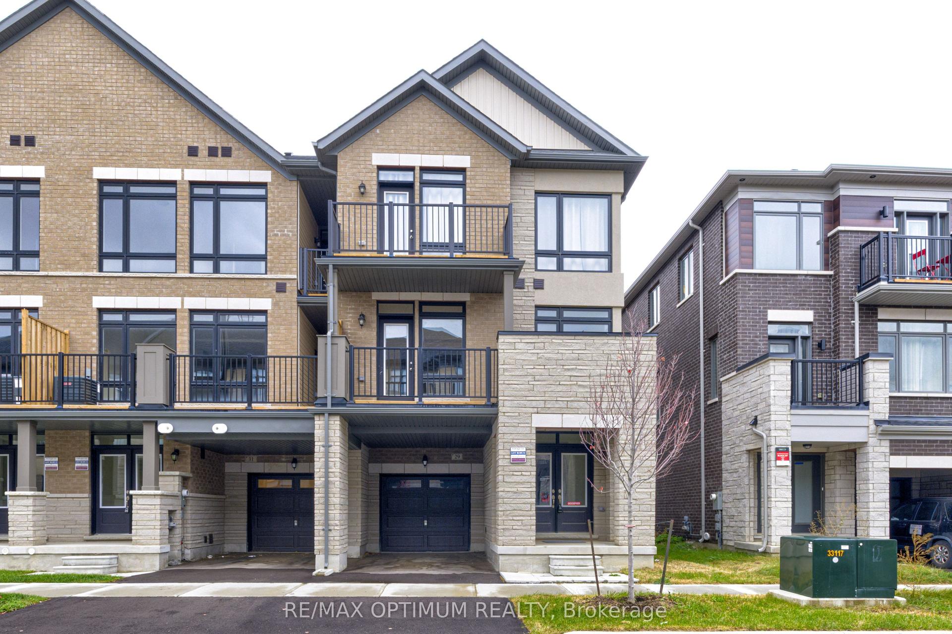 29 Bonnington Drive, Brampton — Townhouse for lease, photo 1