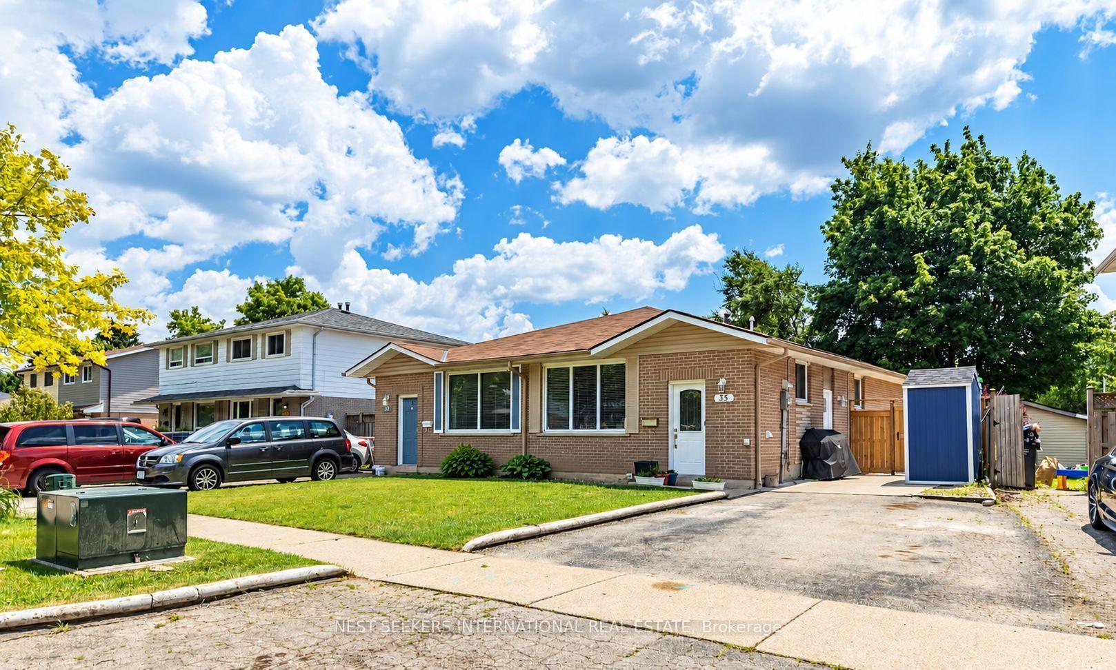 35 Chipwood Crescent, Brampton — Semi-Detached for lease, photo 1