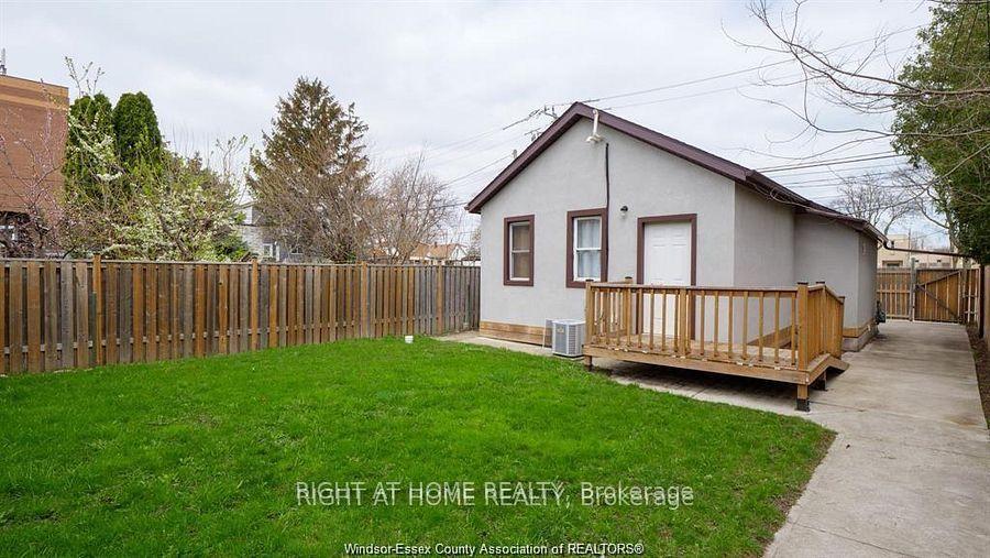 762 AYLMER Avenue E, Windsor — Detached for lease, photo 1