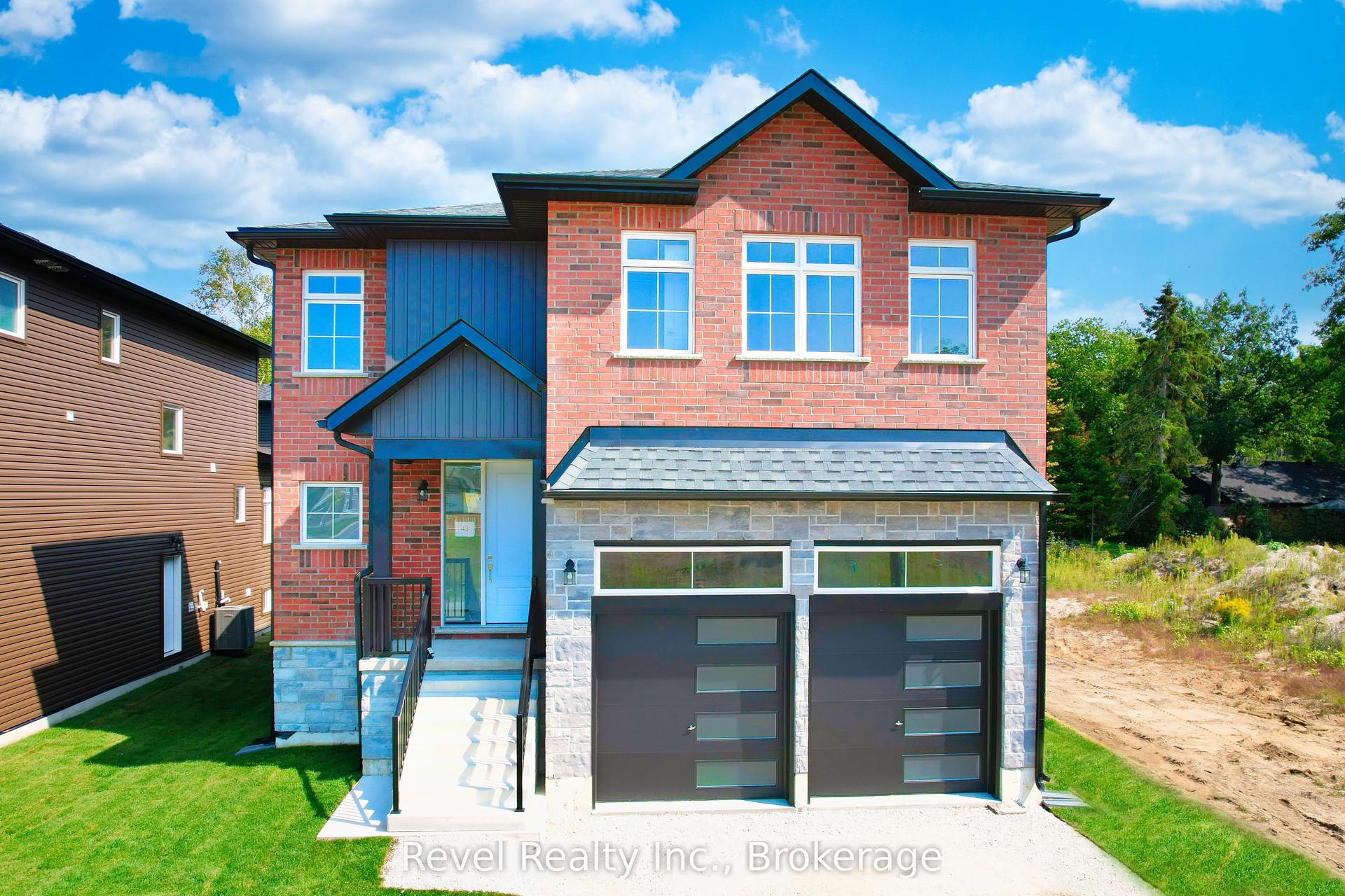 43 Joanne Crescent, Wasaga Beach — Detached for sale, photo 1