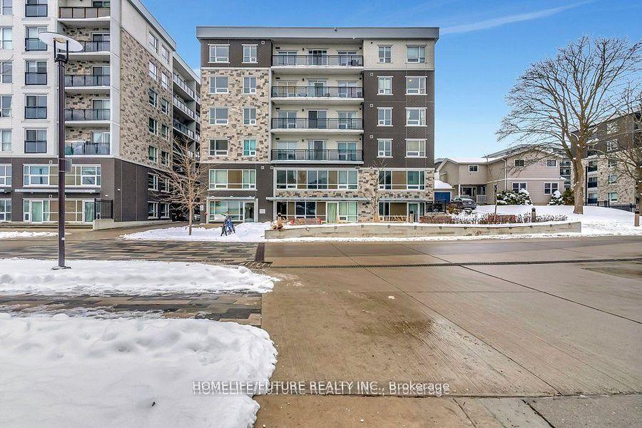 275A Larch Street 608 #608 — photo 1