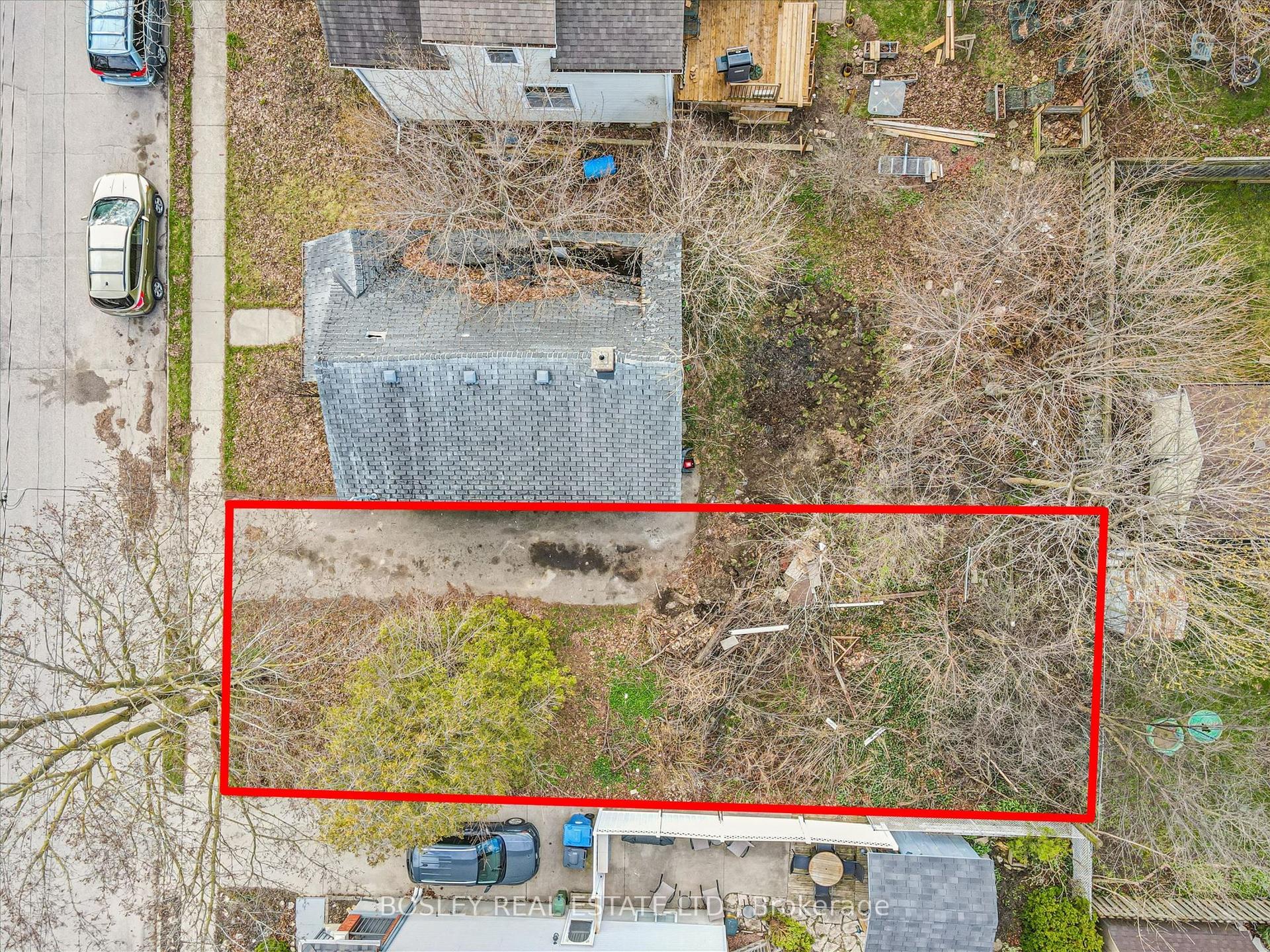 35 Menzie Avenue — photo 1