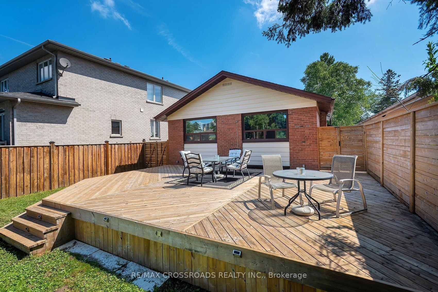 104 Haileybury Drive, Toronto — Detached for sale, photo 1