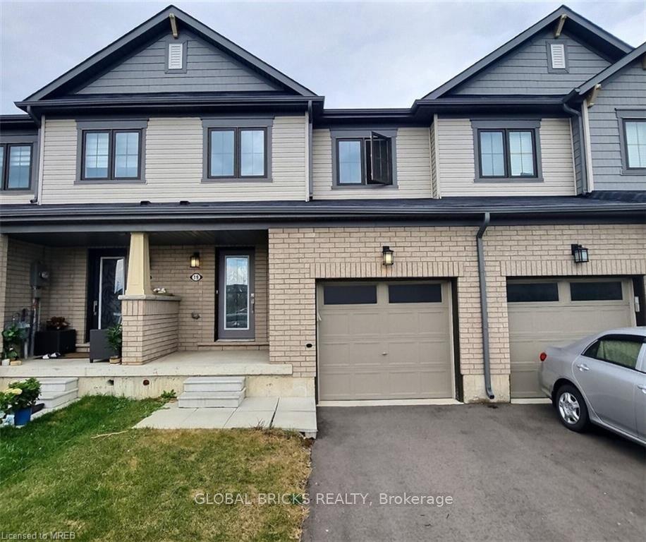 19 Allcroft Court, Hamilton — Townhouse for sale, photo 1