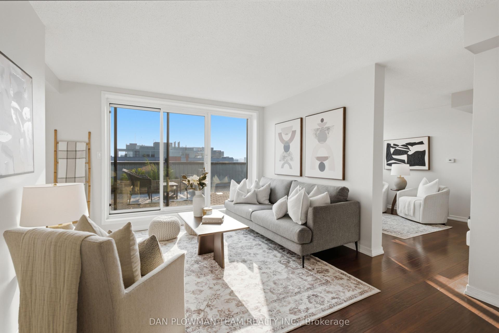 80 Athol Street E 702 #702, Oshawa — Condo for sale, photo 1