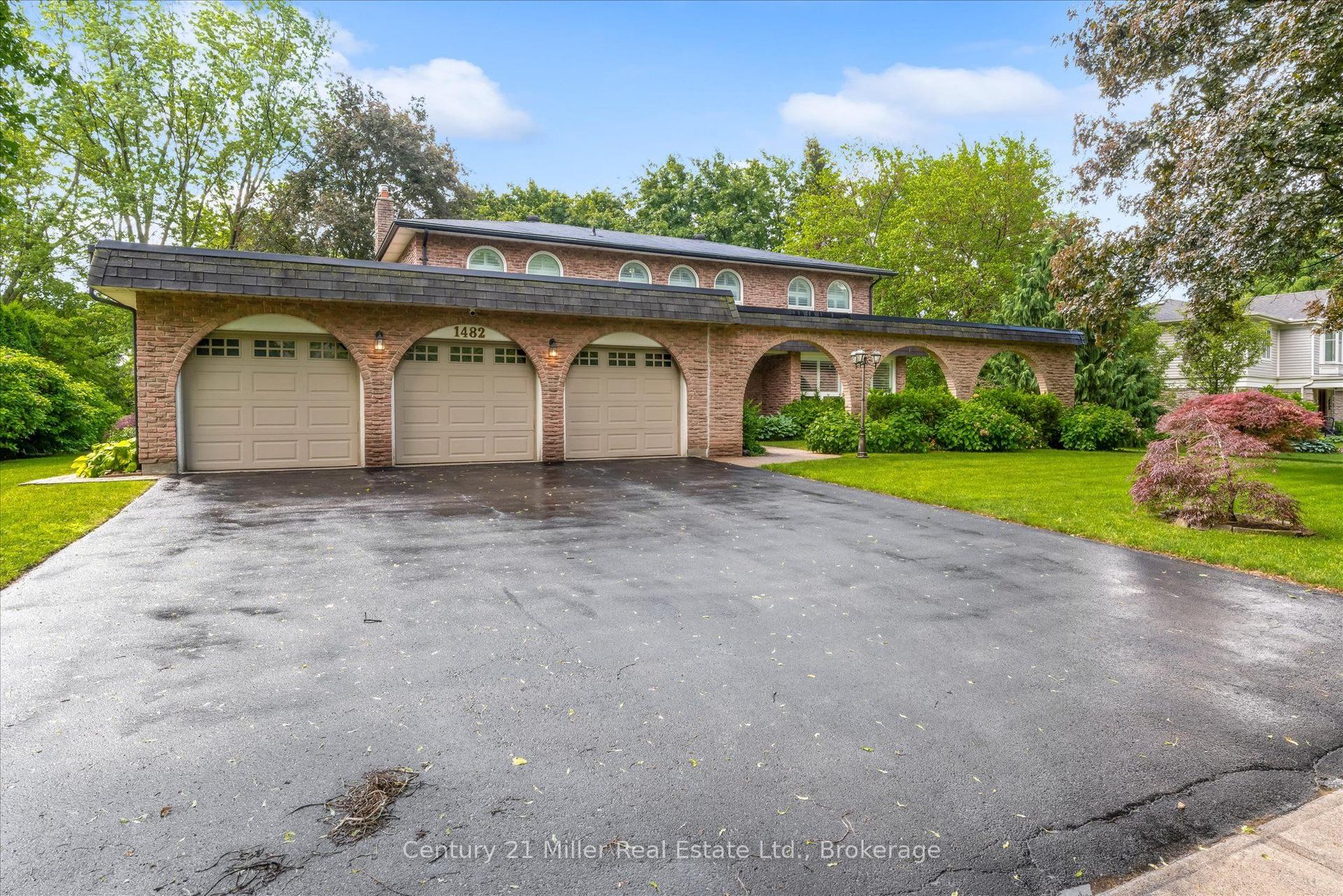 1482 Caulder Drive, Oakville — Detached for sale, photo 1