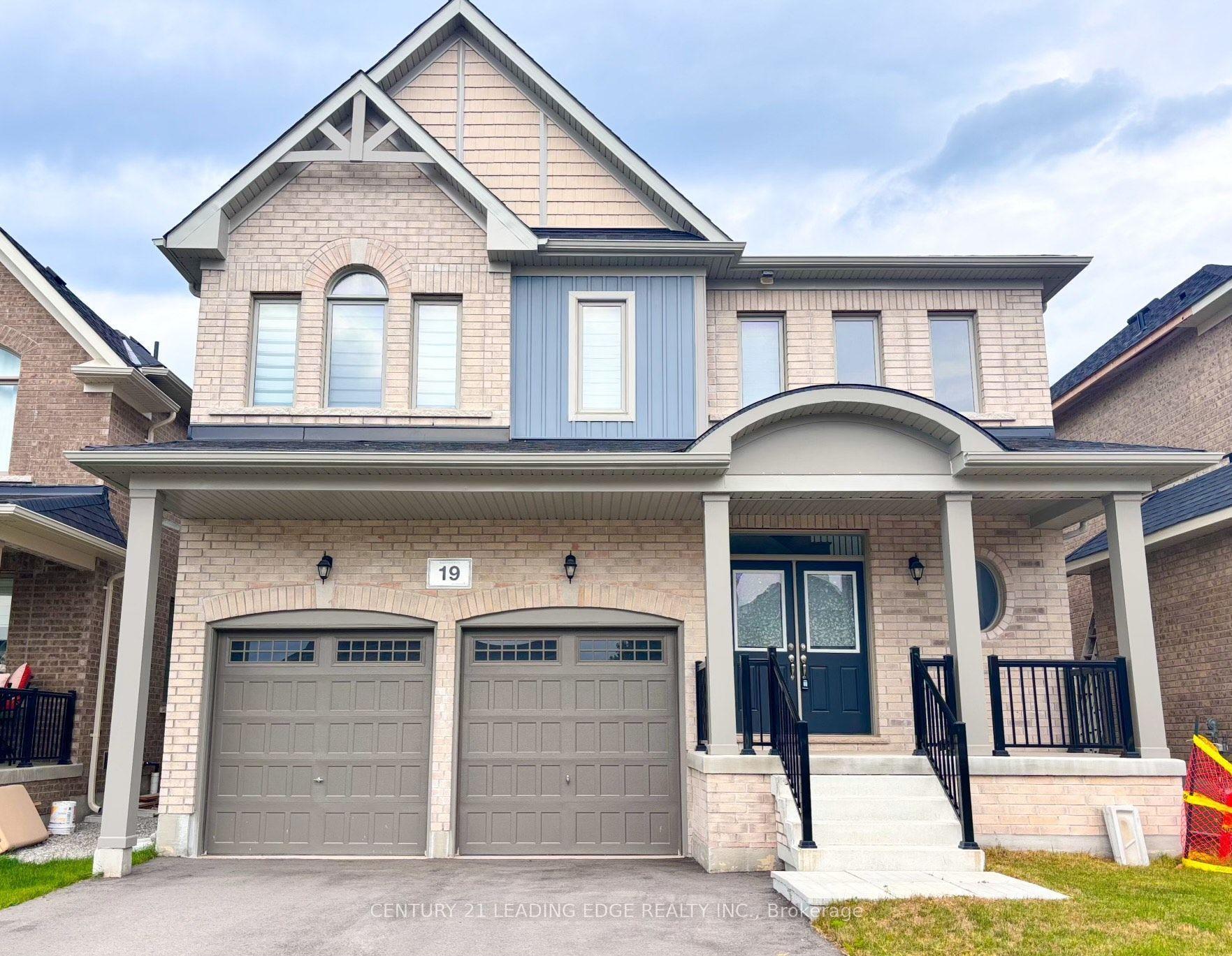 19 Wakefield Boulevard, Essa — Detached for sale, photo 1