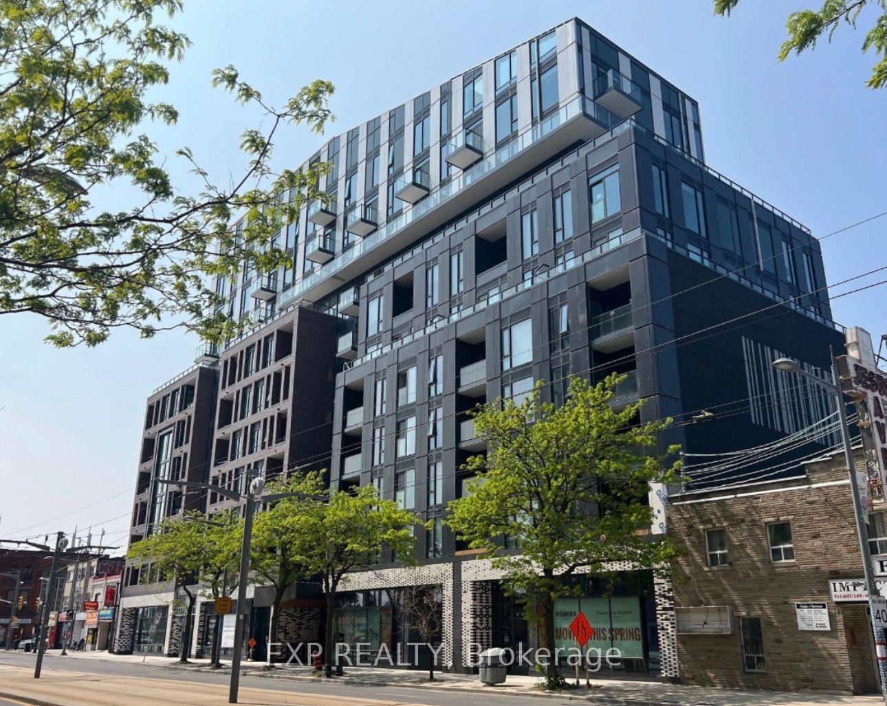 1808 St Clair Avenue W 305 #305 — photo 1