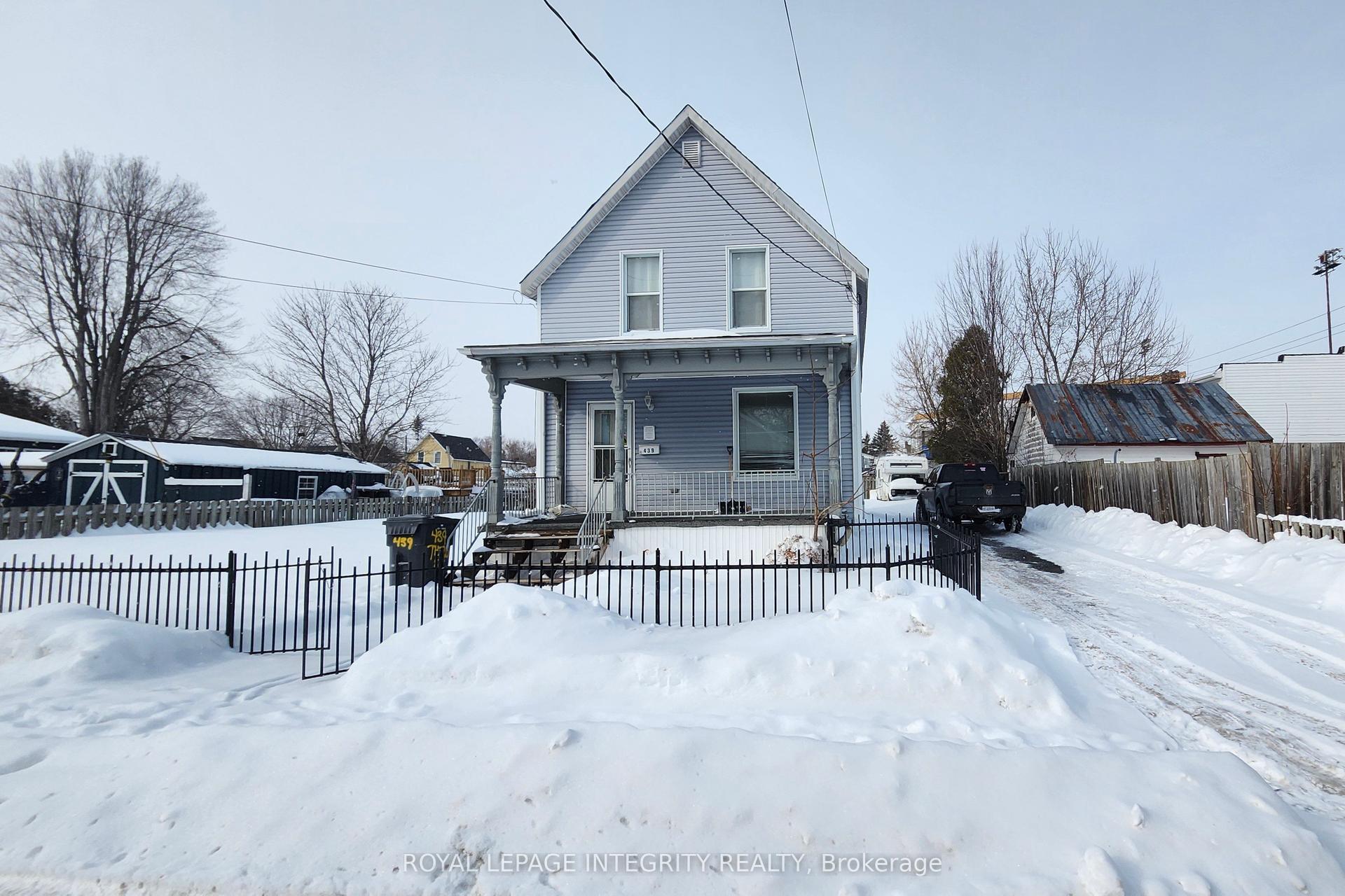 439 3rd Street E — photo 1