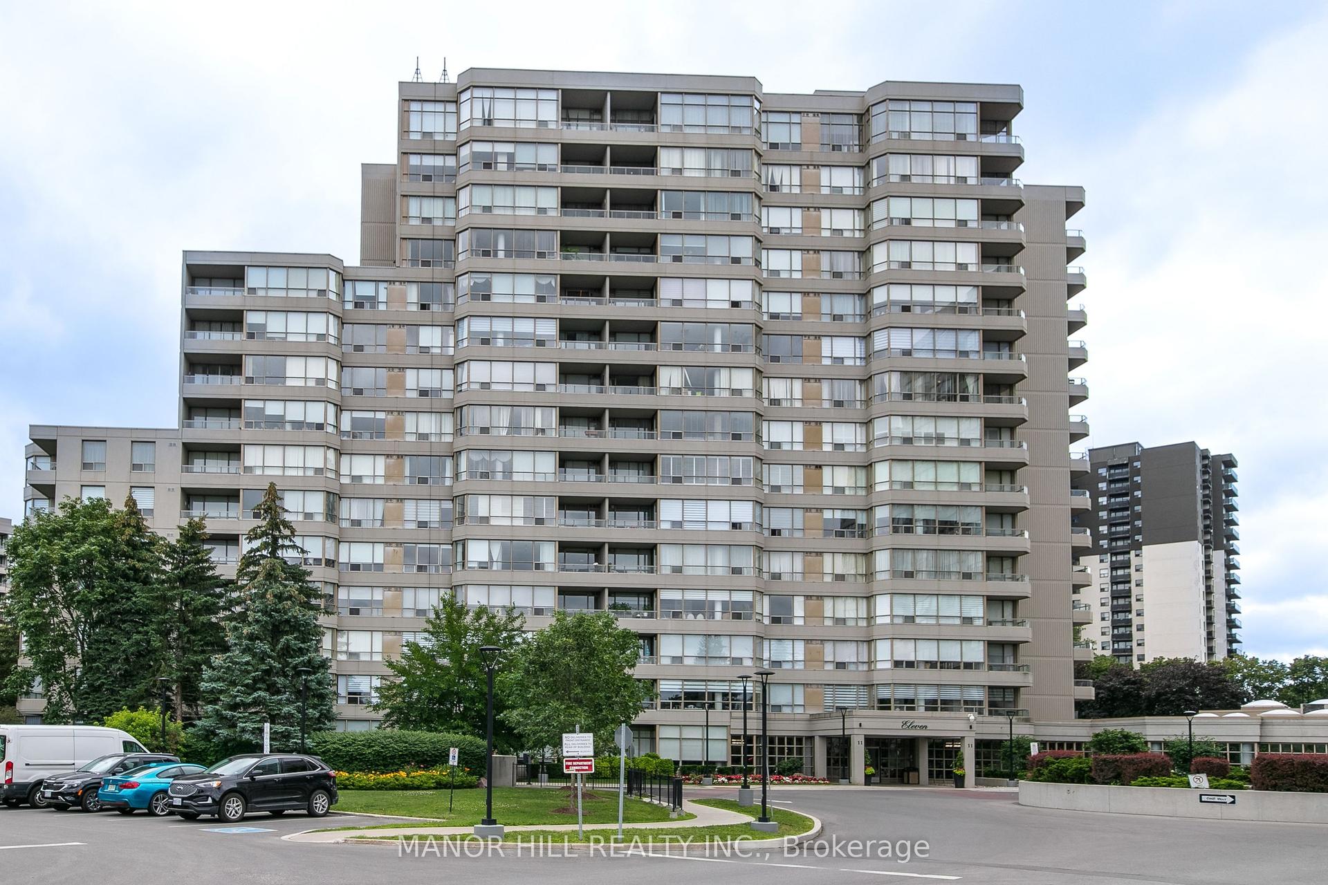 11 Townsgate Drive 814 #814, Vaughan — Condo for lease, photo 1