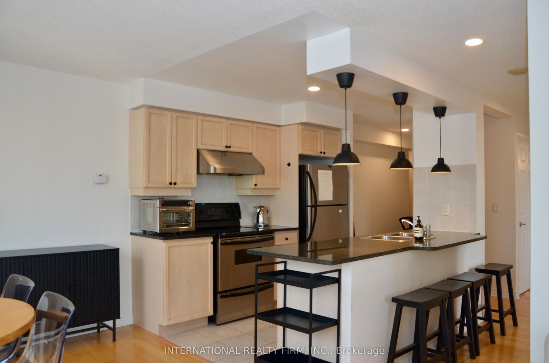 70 High Park Avenue 1403 #1403, Toronto — Condo for lease, photo 1