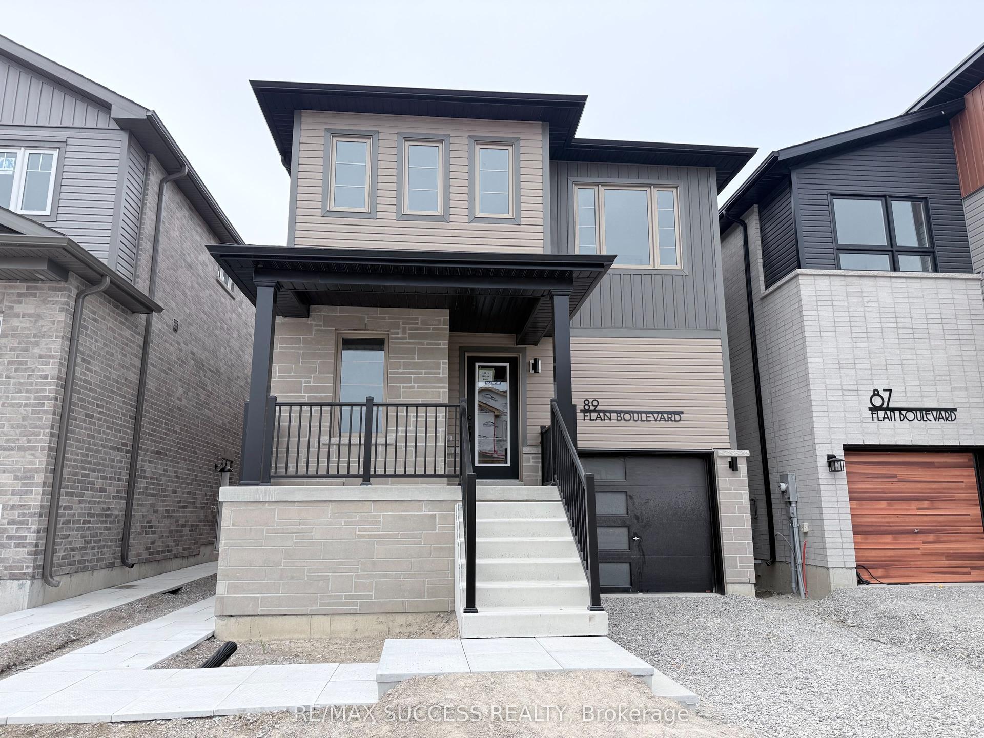 89 FLAN Boulevard, Barrie — Detached for lease, photo 1