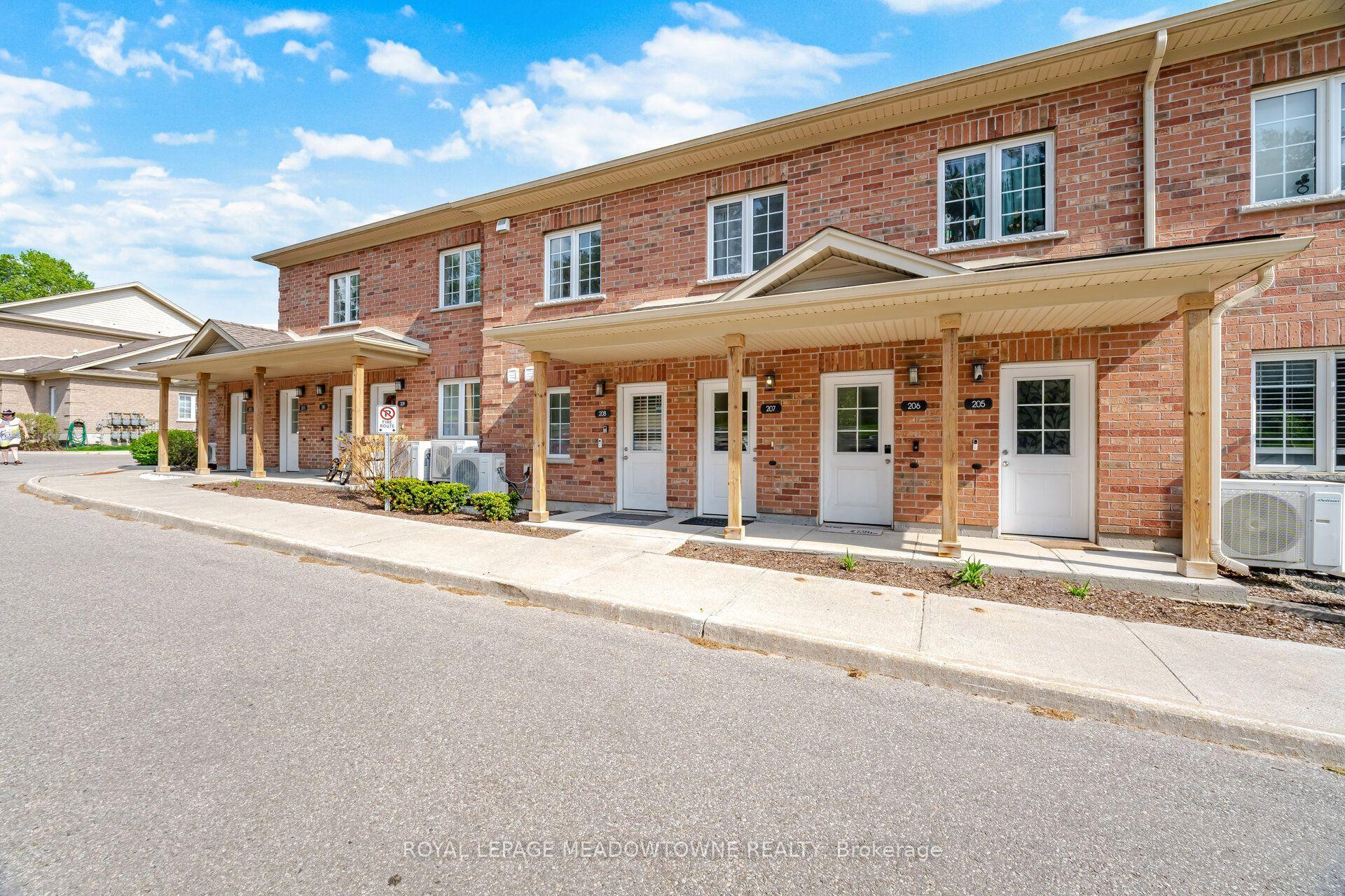 7 Cityview Drive S 207 #207, Guelph — Condo Town for sale, photo 1