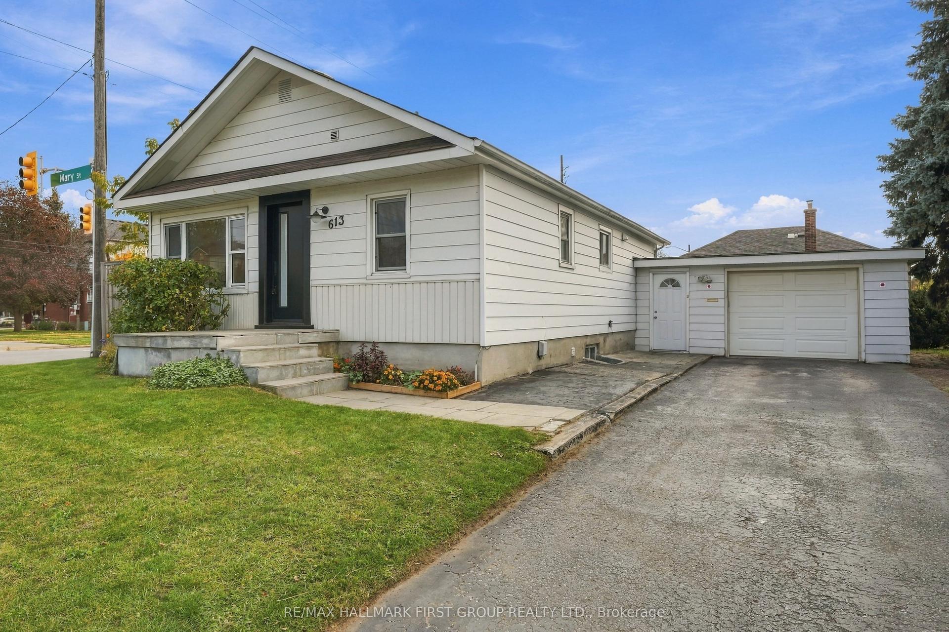 613 Mary Street E, Whitby — Detached for sale, photo 1
