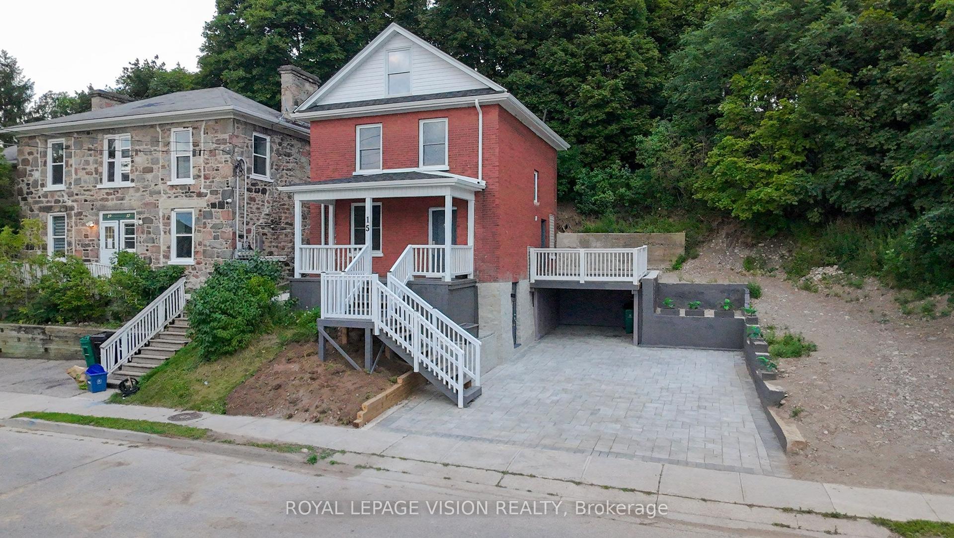 15 Shade Street, Cambridge — Detached for sale, photo 1