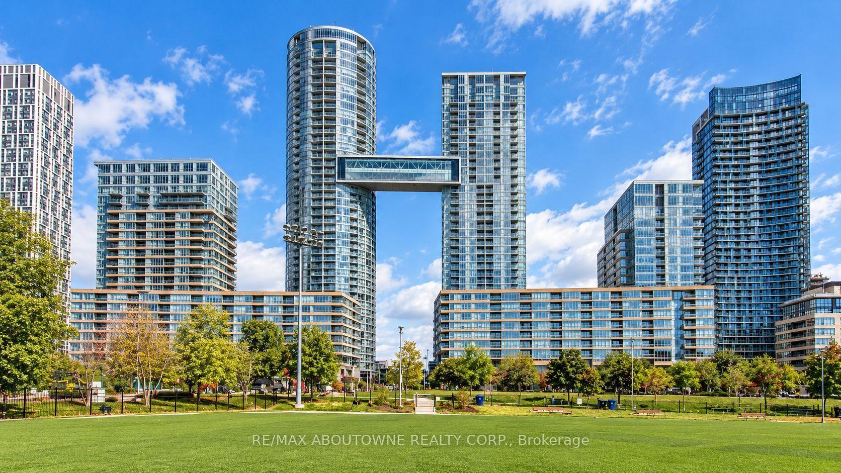15 Iceboat Terrace 3608 #3608, Toronto — Condo for lease, photo 1