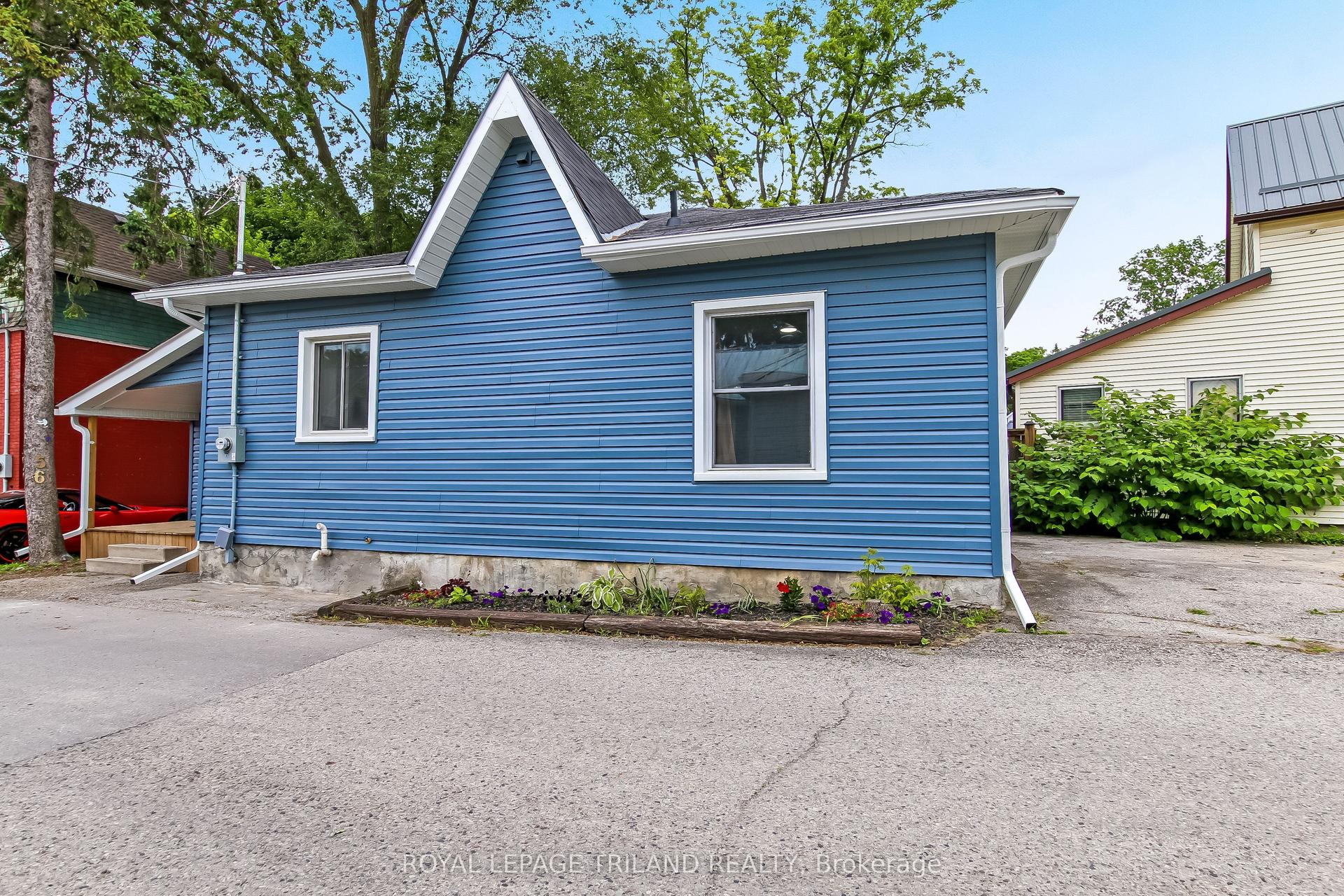 56 Mondamin Street — photo 1