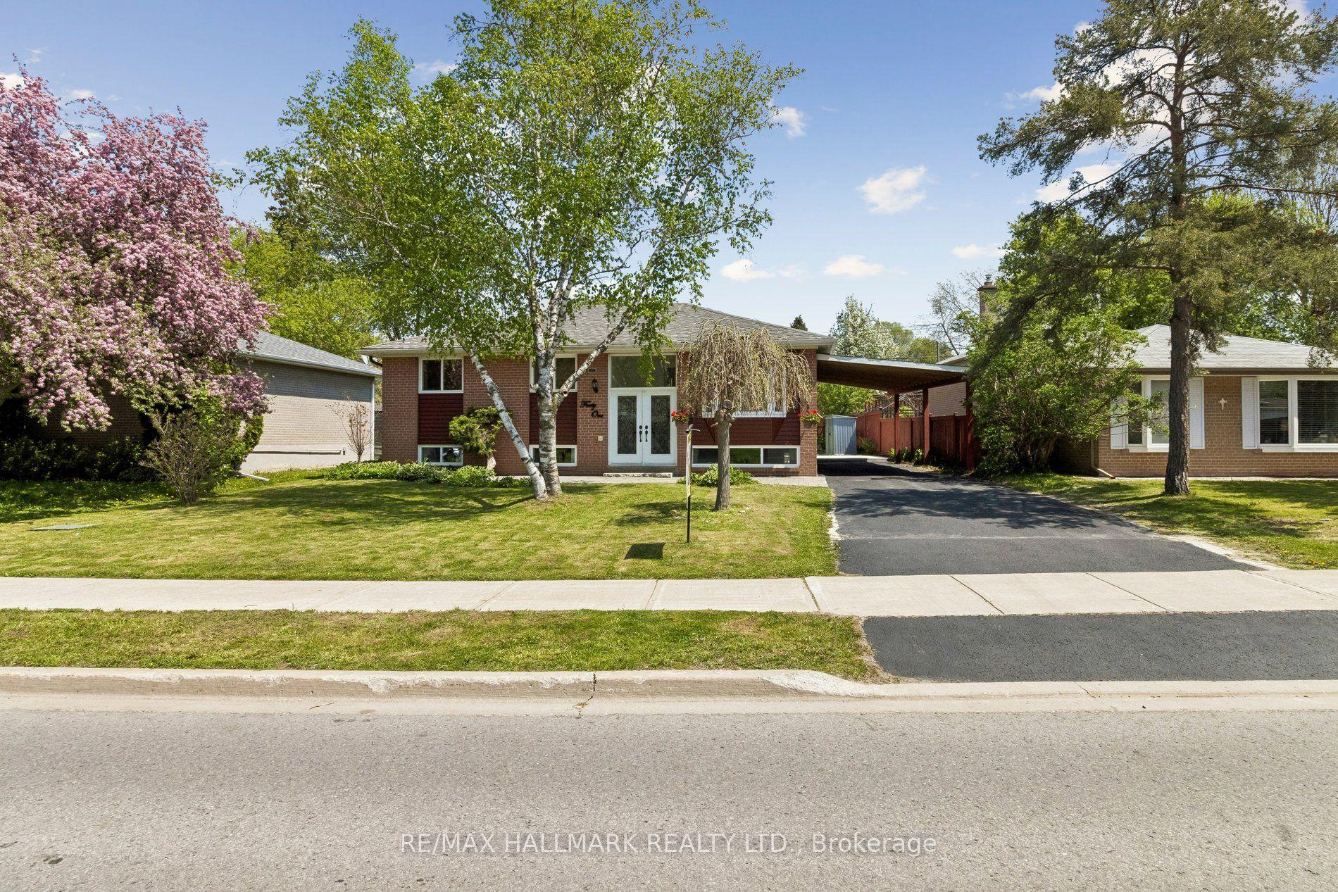 41 Aurora Heights Drive — photo 1