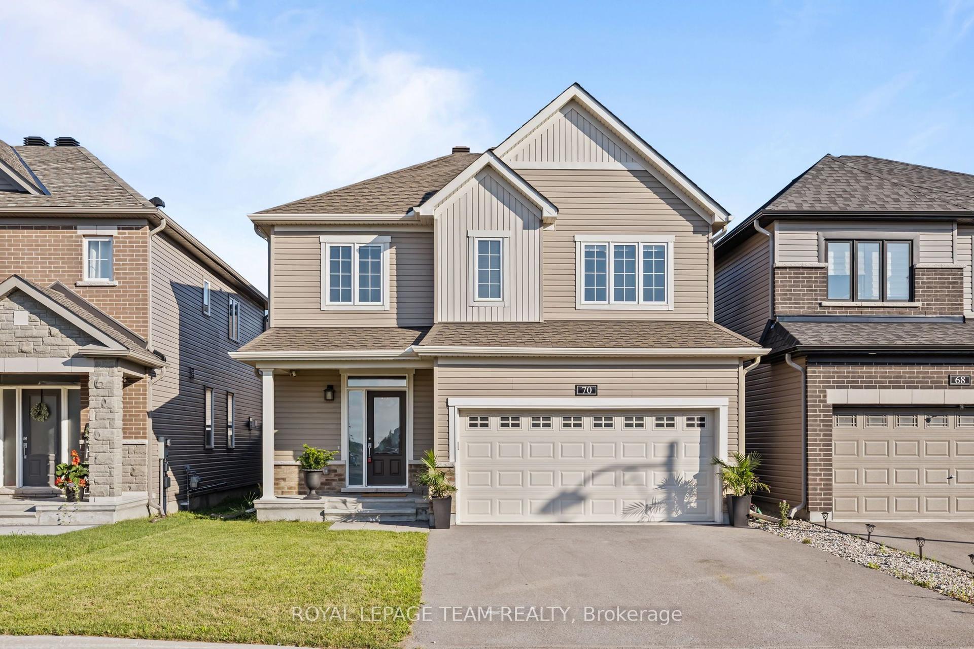 70 Ralph Erfle Way, Barrhaven — Detached for sale, photo 1