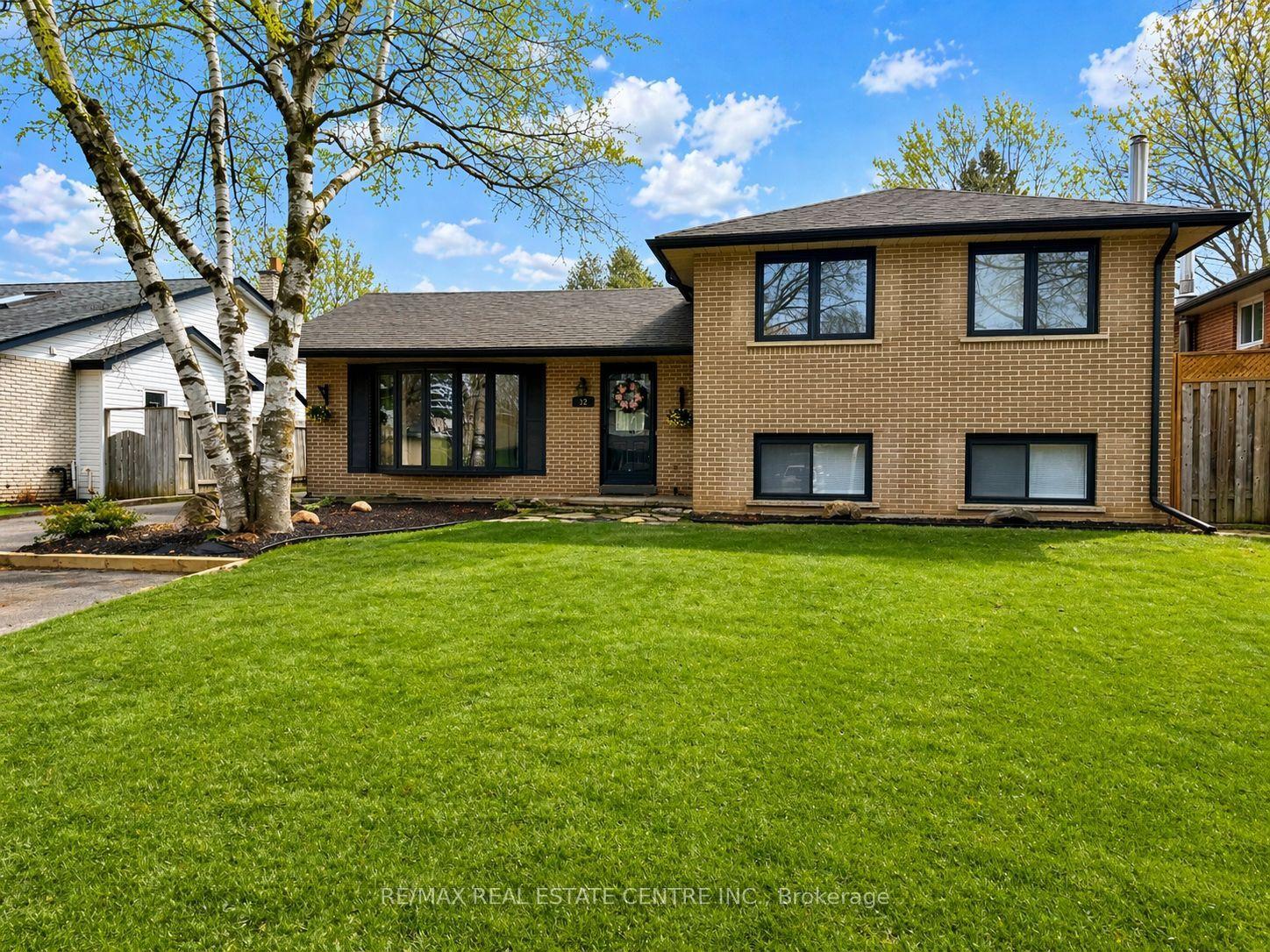 32 Westdale Avenue — photo 1