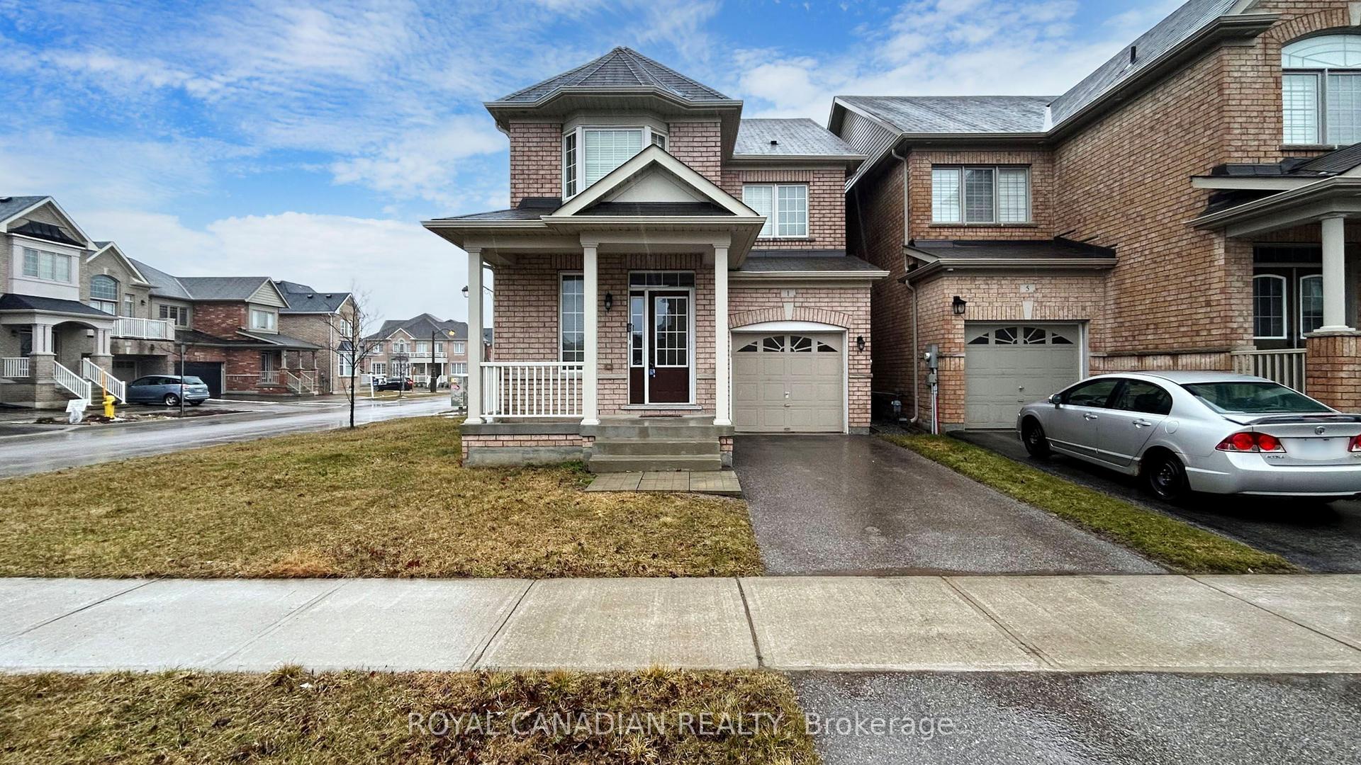 1 Green Spruce Road — photo 1
