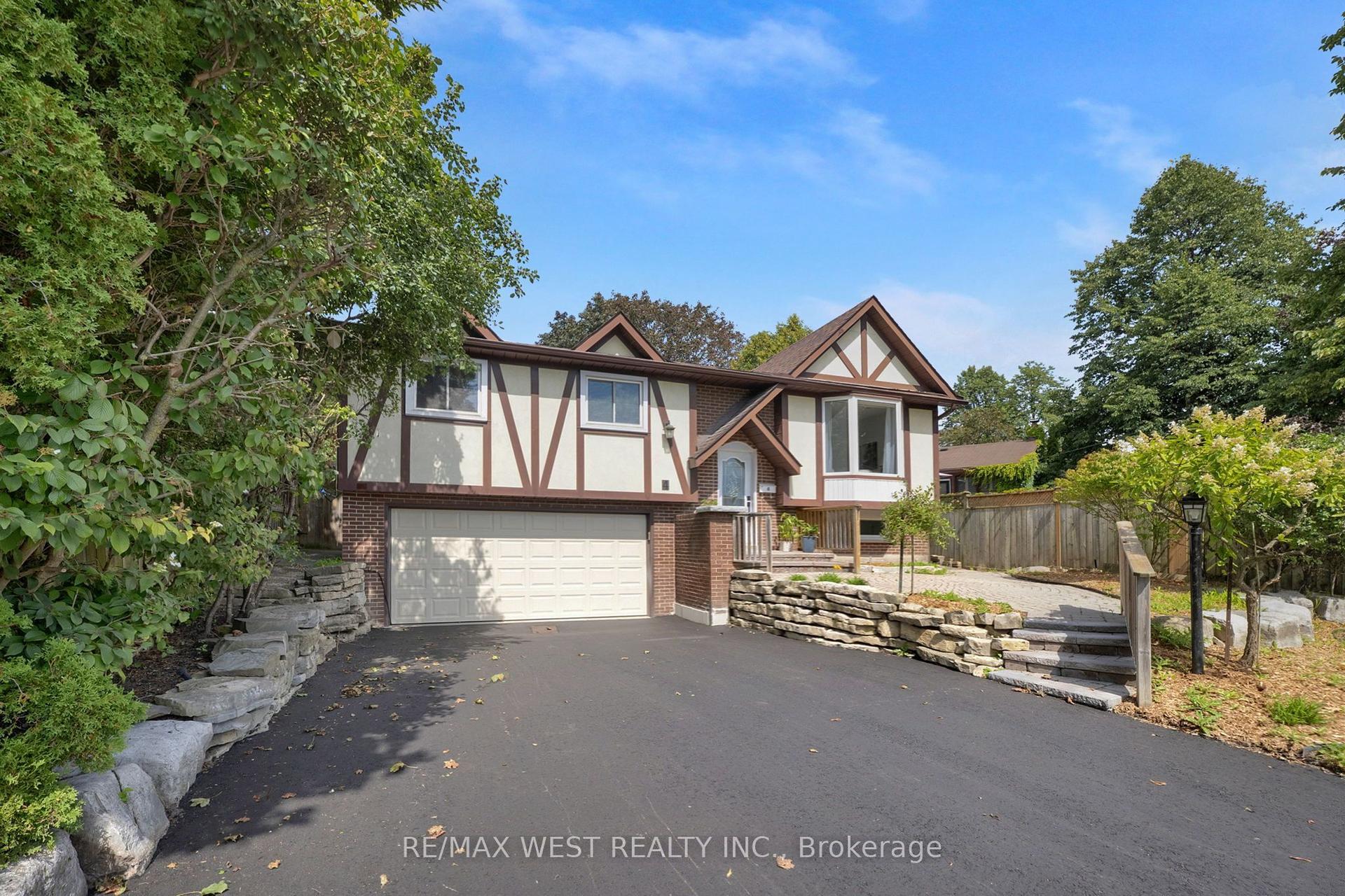 4 Flemington Court, Whitby — Detached for sale, photo 1