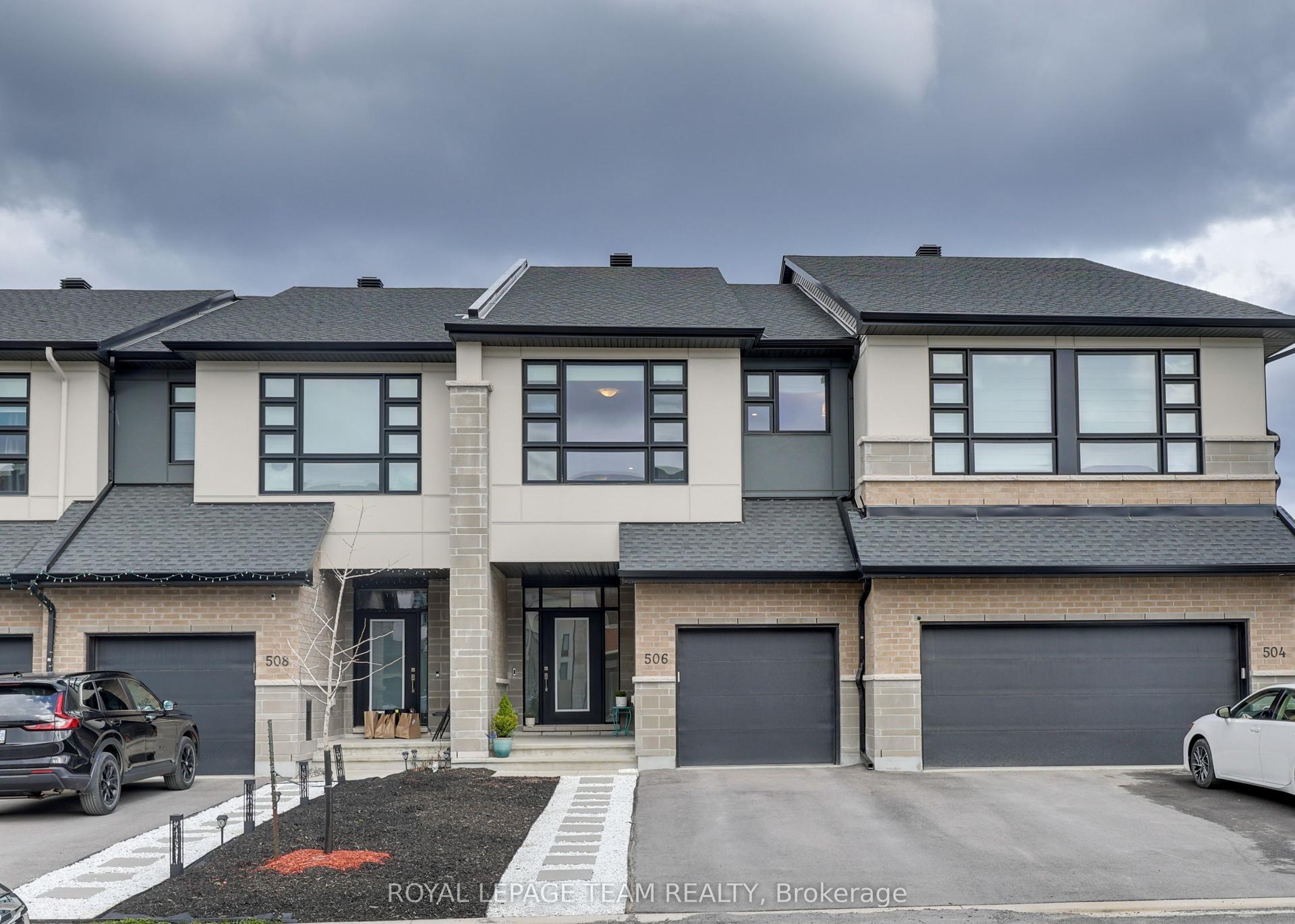 506 Cobra Crescent — photo 1