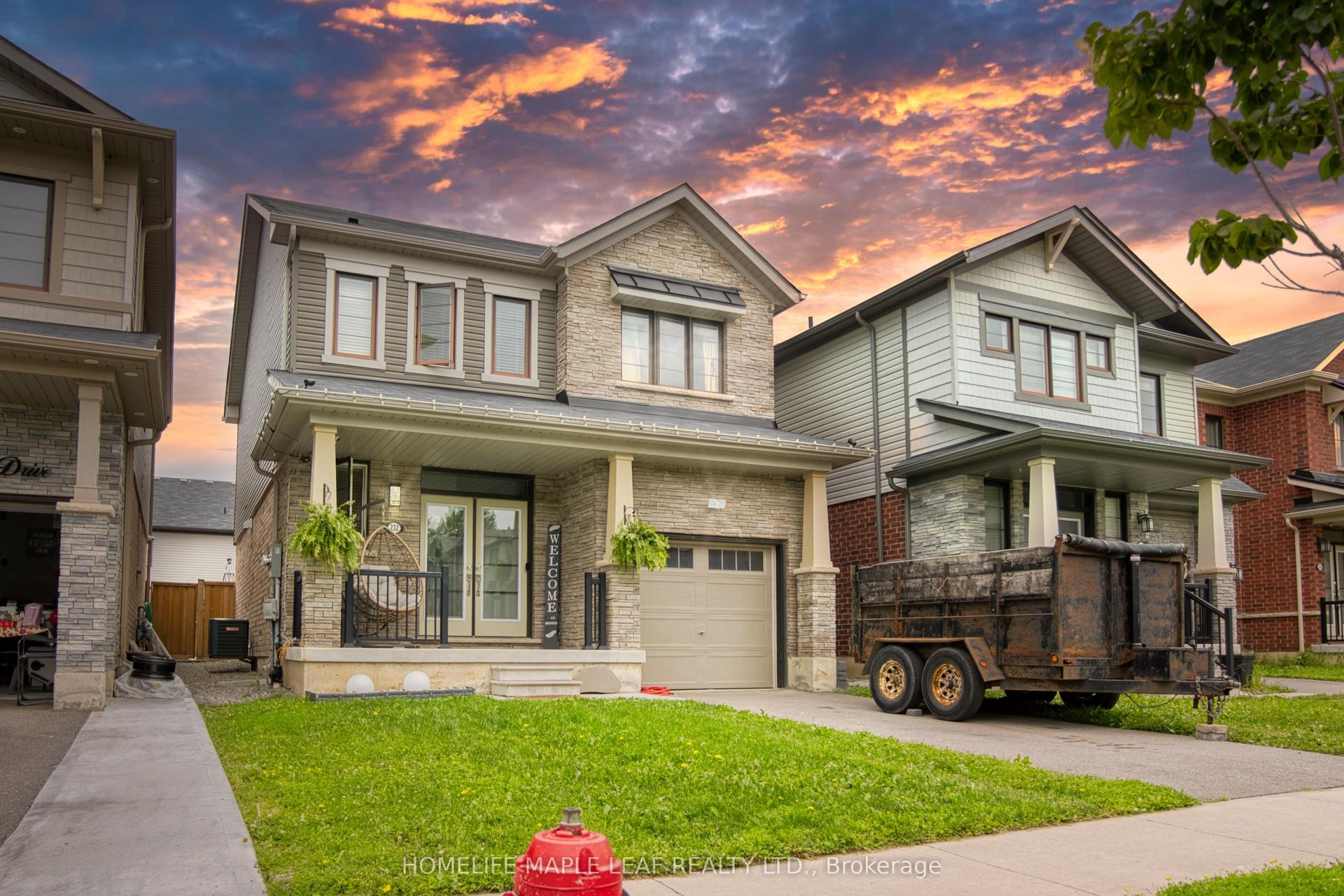 232 BEDROCK Drive S — photo 1