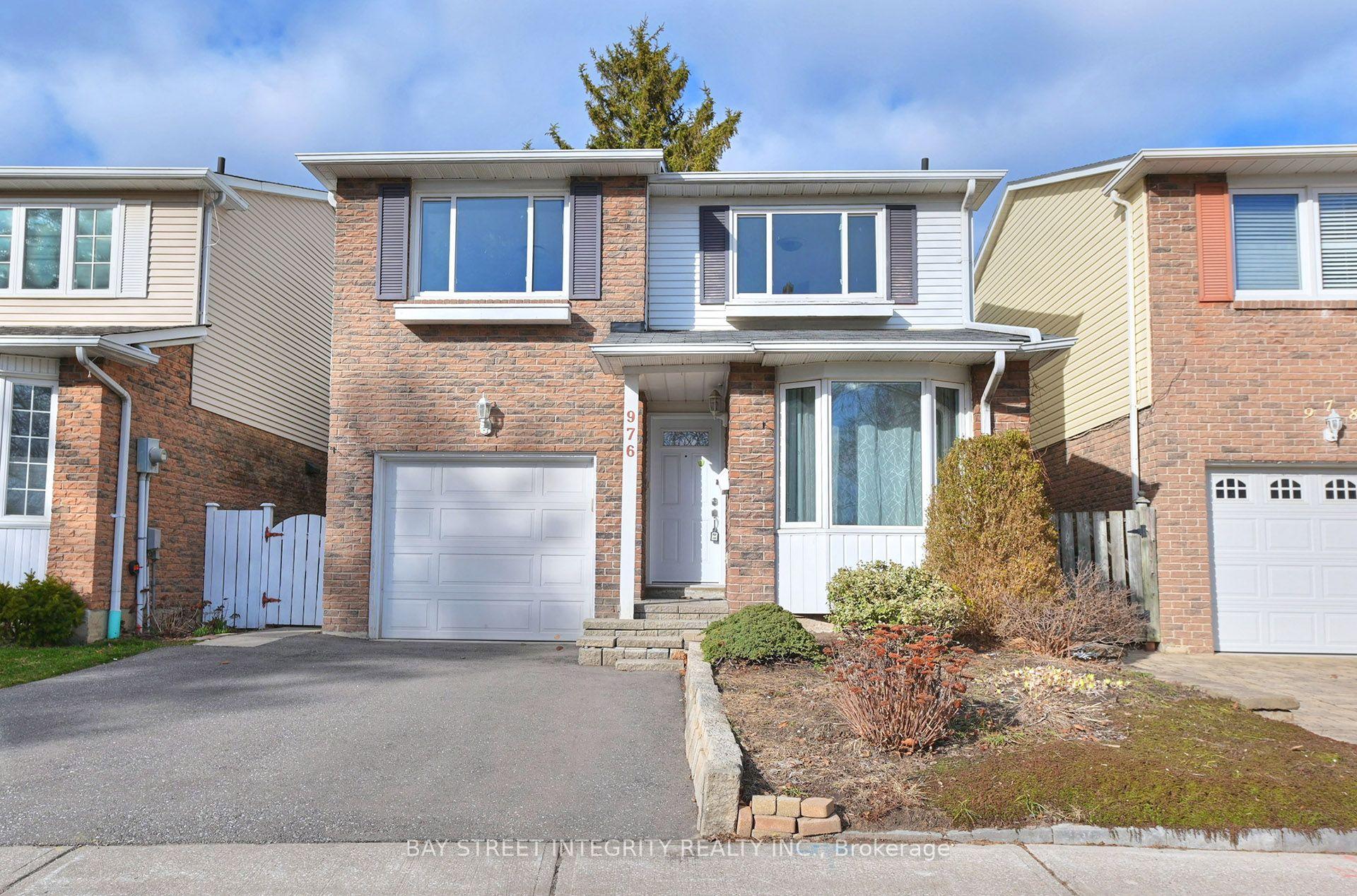 976 Raintree Lane, Mississauga — Detached for lease, photo 1