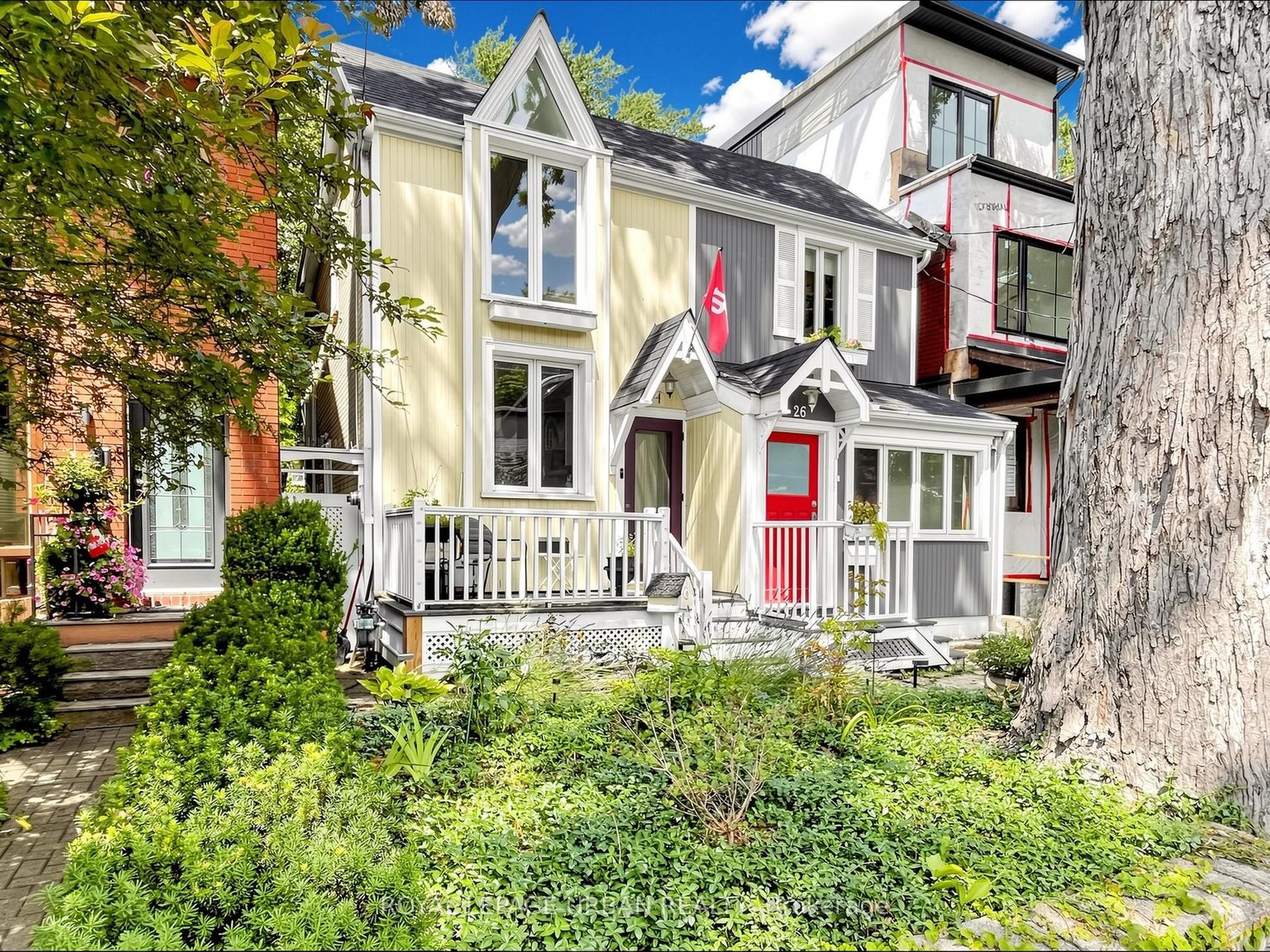 24 Cavell Avenue, Toronto — Semi-Detached for lease, photo 1