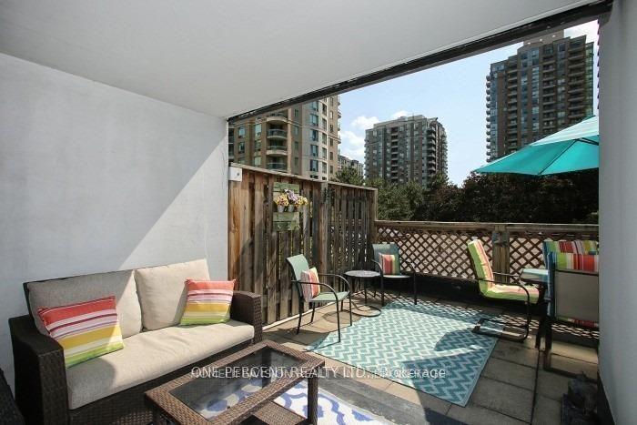 7 Bishop Avenue 201 #201 — photo 1