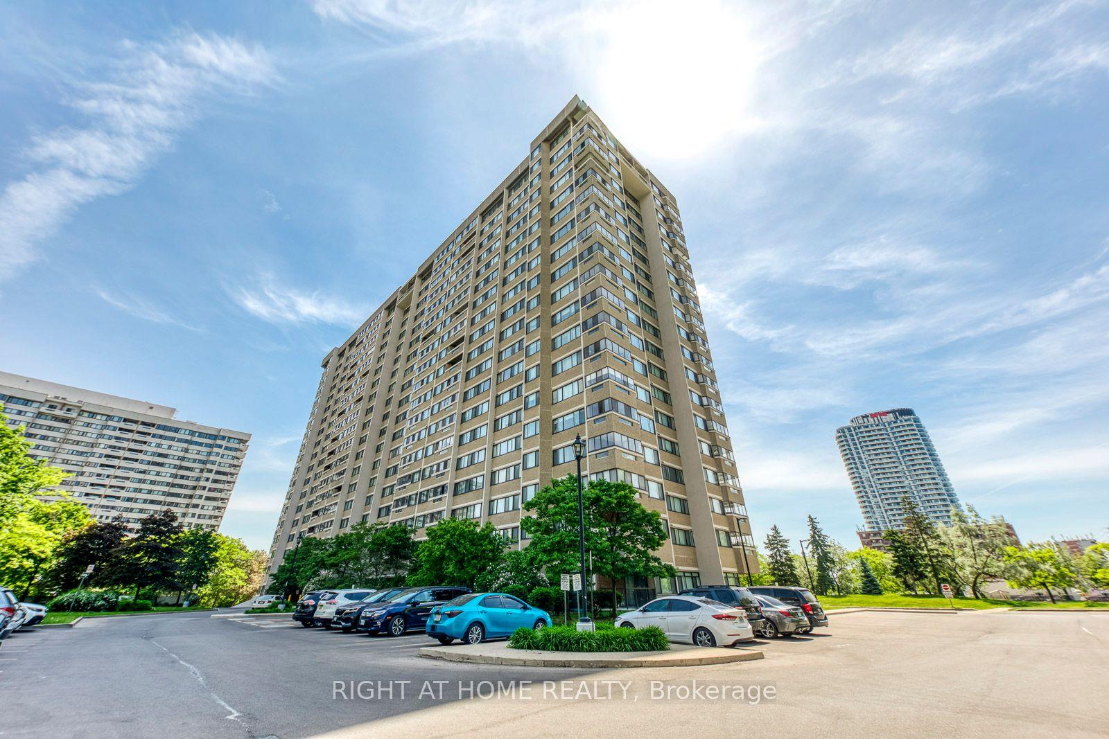 50 Elm Drive E 607 #607 — photo 1