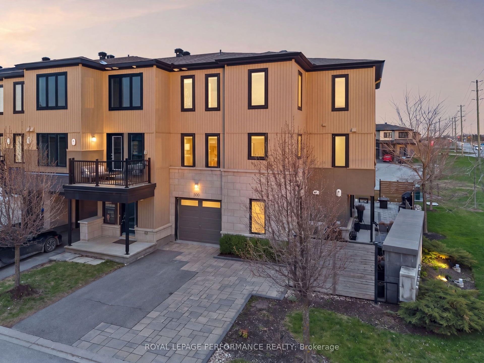500 Radiant Private — photo 1
