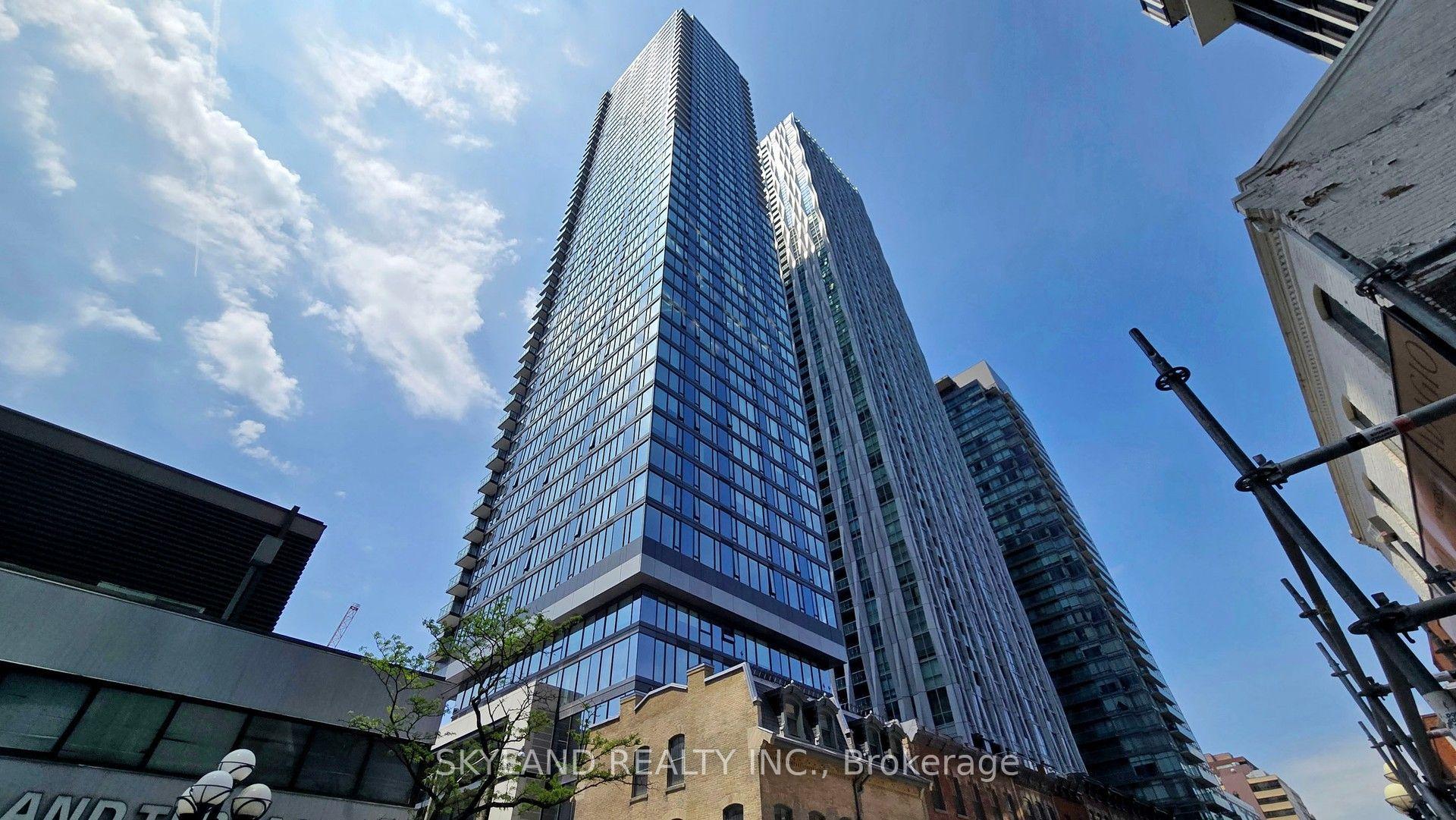 8 Cumberland Street 4305 #4305, Toronto — Condo for sale, photo 1
