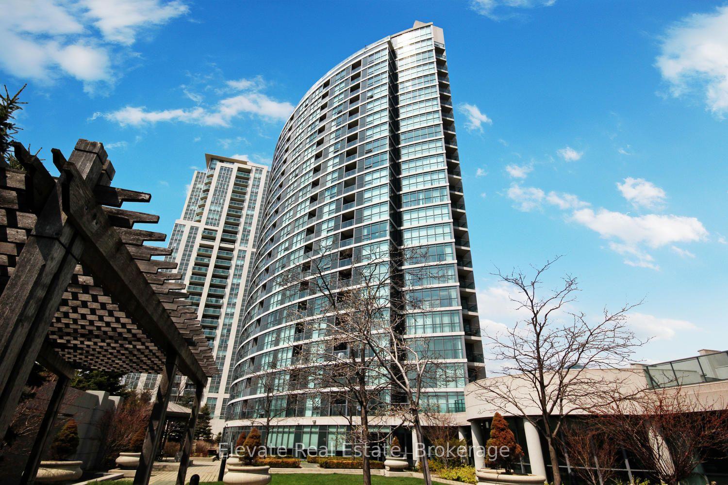 28 Harrison Garden Boulevard 811 #811 — photo 1