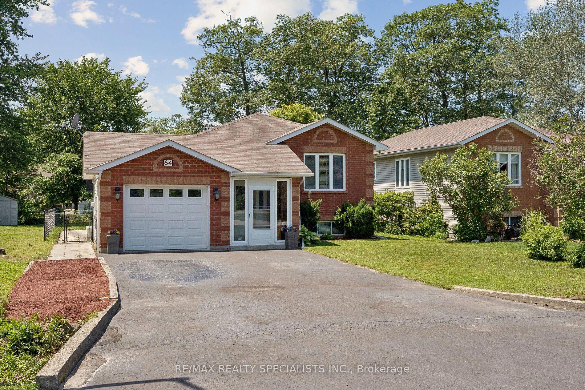 64 Smallman Drive, Wasaga Beach — Detached for sale, photo 1