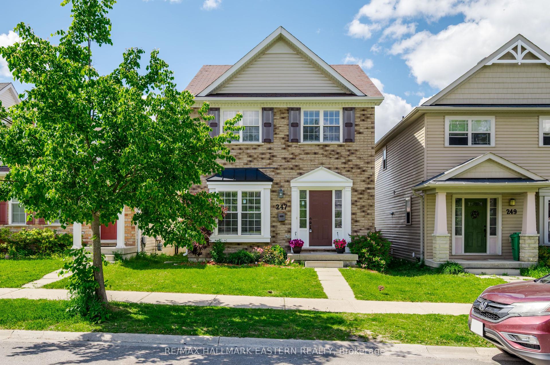 247 Bowen Drive — photo 1