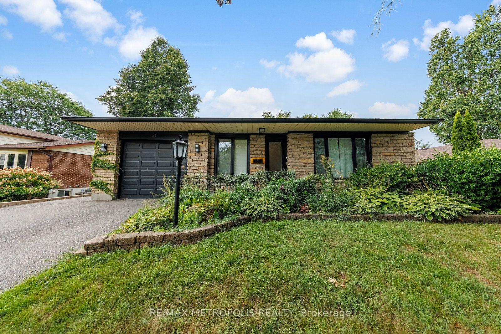 21 Hills Road Basement #Basement — photo 1
