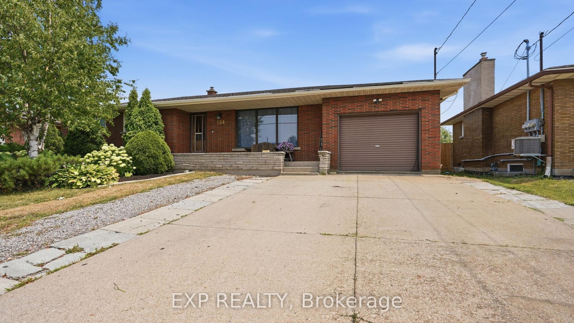 134 Wellington Street, Welland — Detached for sale, photo 1
