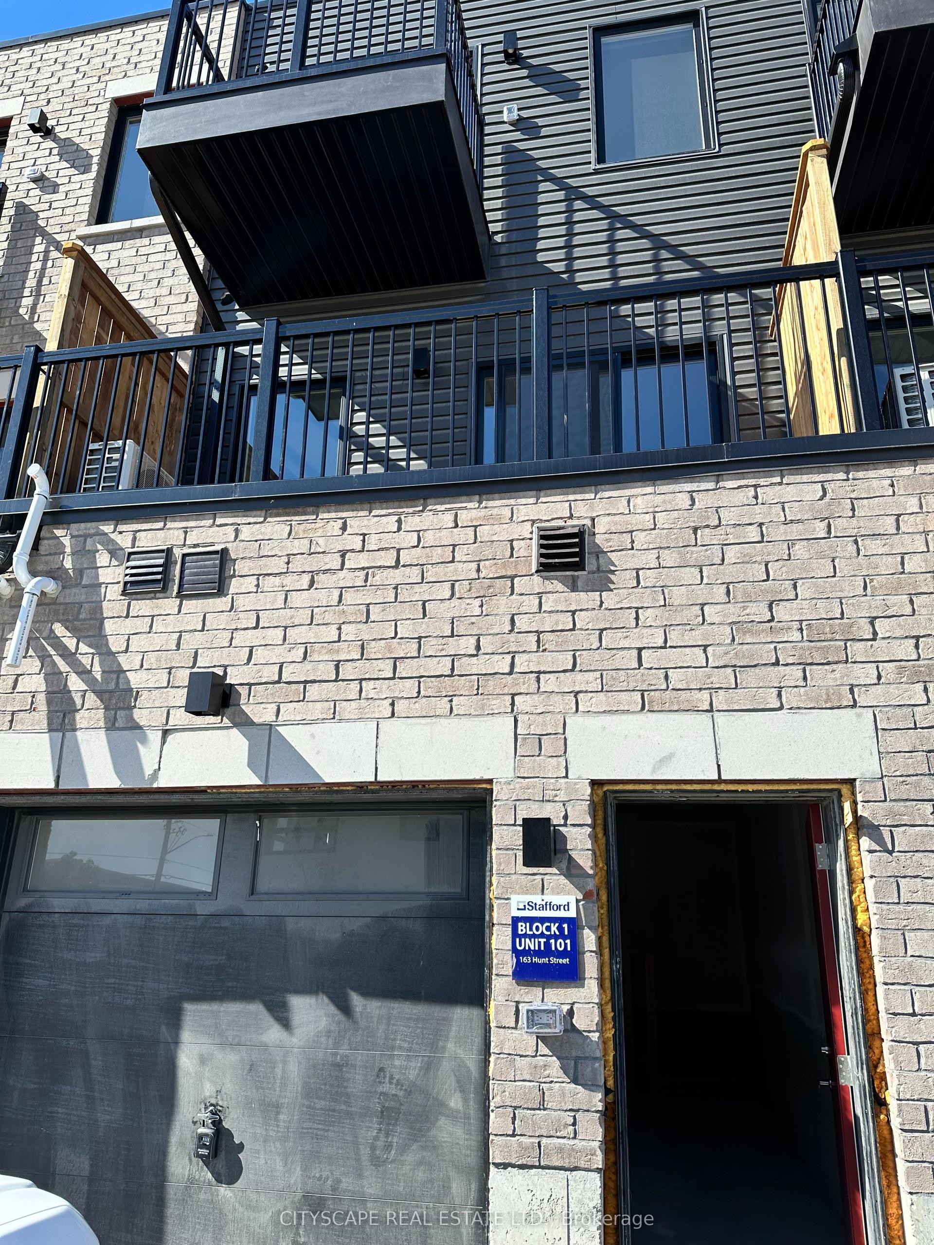 163 Hunt Street N 101 #101 — photo 1