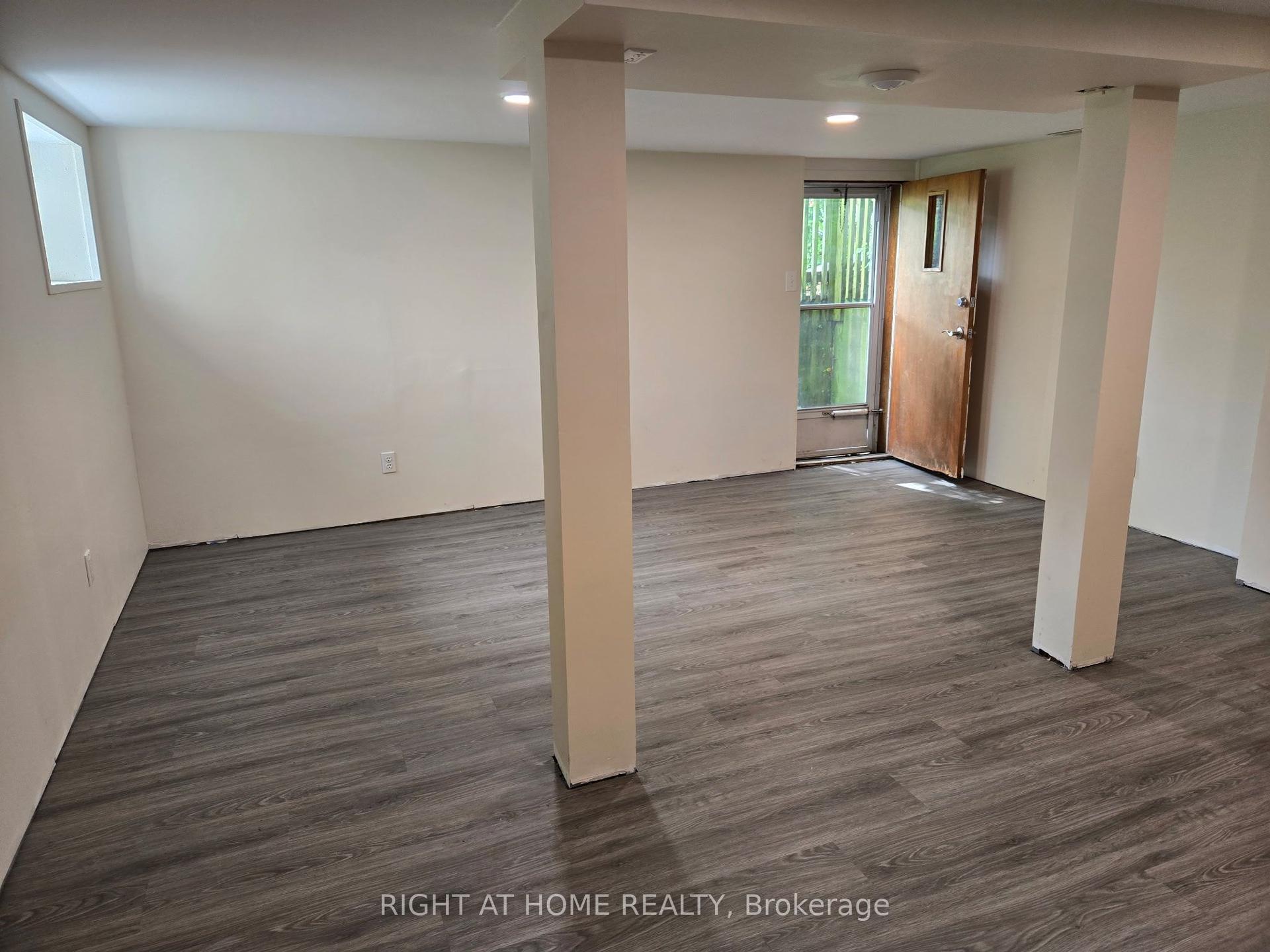 109 Furnival Road S Basement #Basement, Toronto — Detached for lease, photo 1