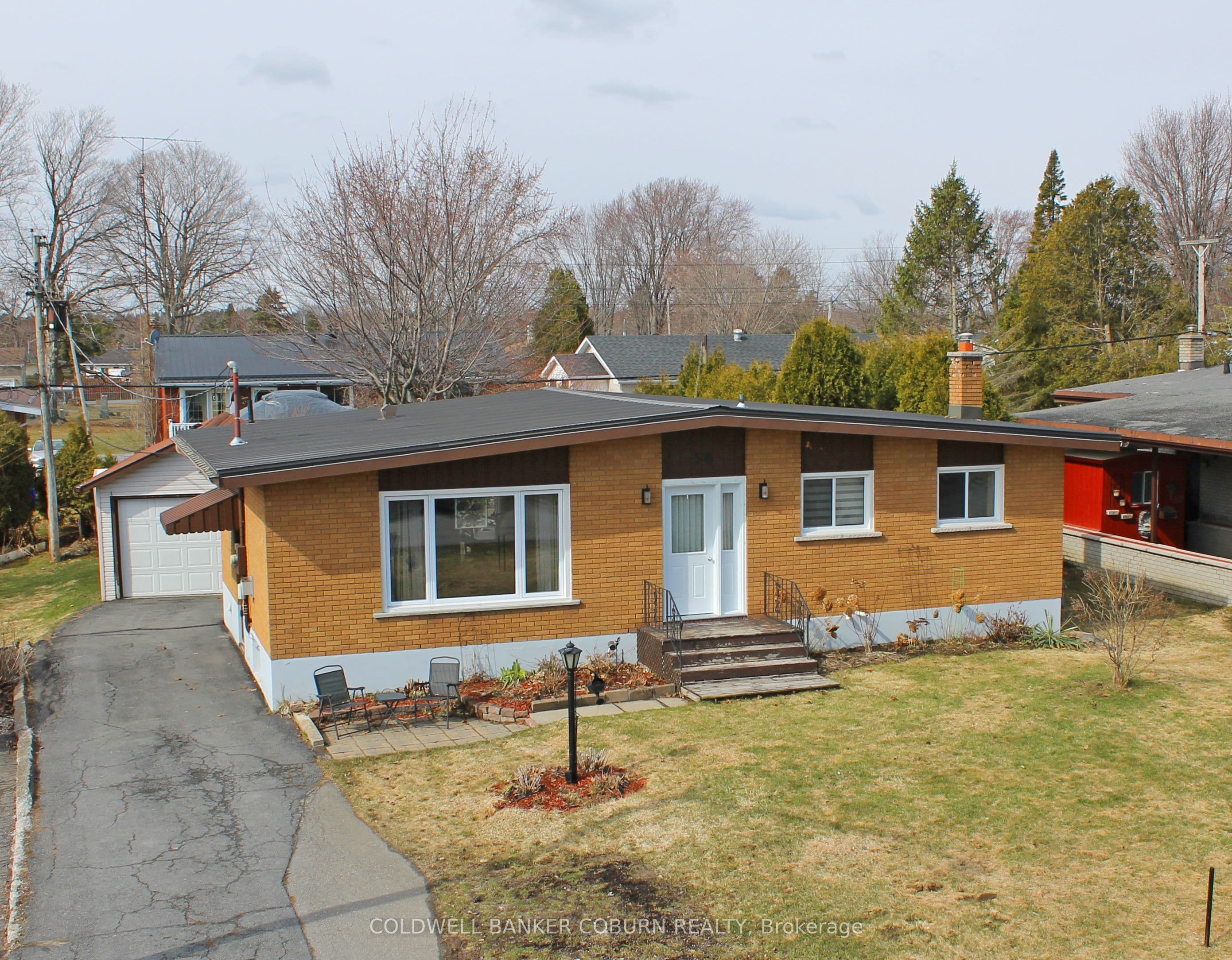 56 Meikle Street — photo 1