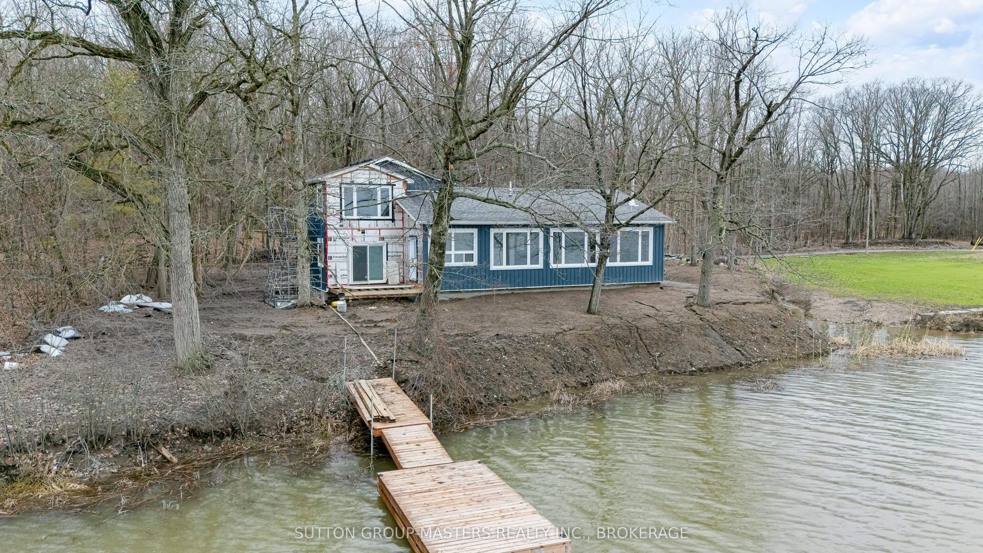 99 Blue Heron Lane — photo 1